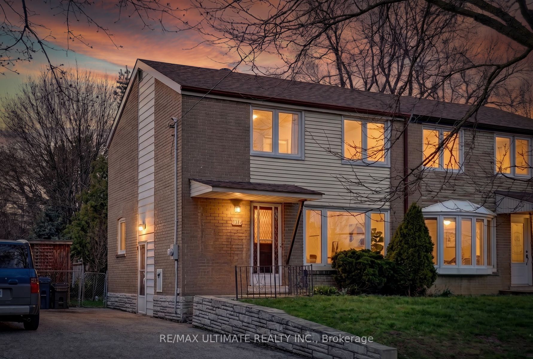128 Woodfern Drive, Toronto, ON, M1K 2L5