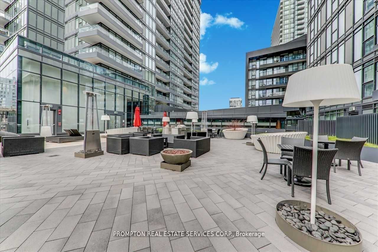 Additional image 4 of 901-70 Queens Wharf Road, Toronto, ON, M5V 0J2
