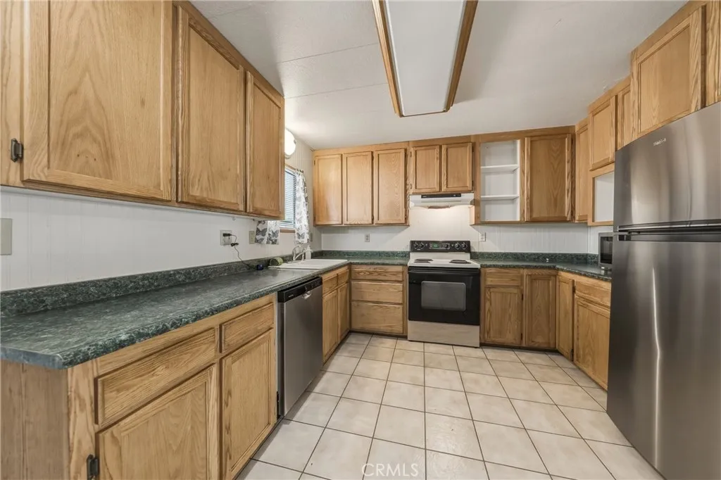 Additional image 58 of 3393 5th St, Clearlake, CA 95422
