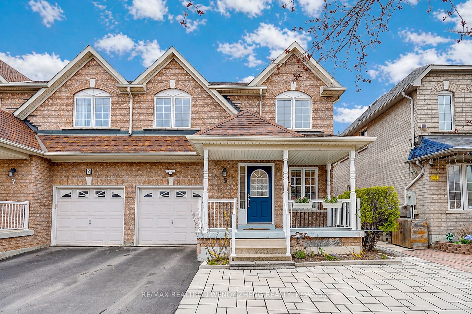 5 Vineland Street, Markham, ON, L3R 5S4