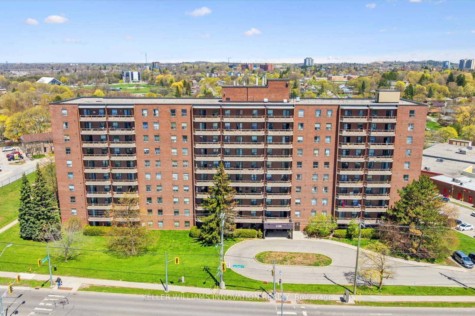 Additional image 2 of 302-1100 Courtland Avenue E, Kitchener, ON, N2C 2H9