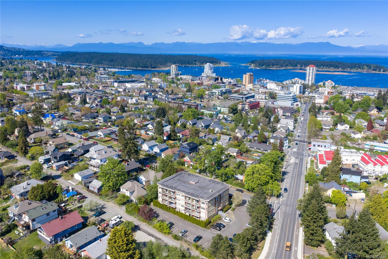 Additional image 2 of 101-481 Kennedy Street, Nanaimo, BC, V9R 2J4