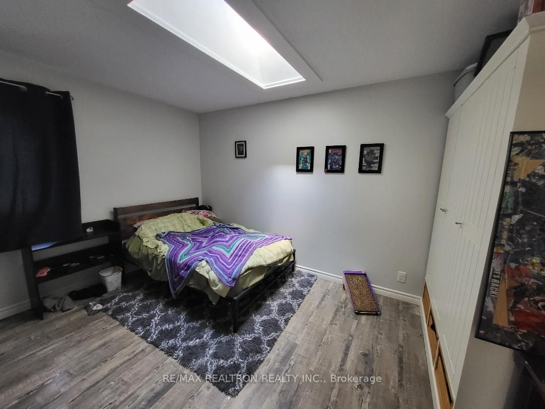 Additional image 4 of 256 Dunlop Street W, Barrie, ON, P0A 1C0