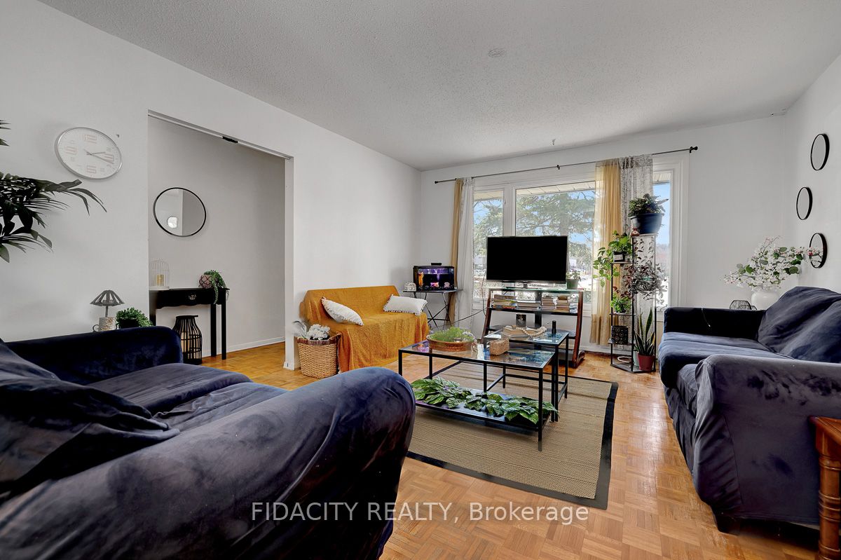Additional image 4 of 2336 Ogilvie Road, Ottawa, ON, K1J 7N6