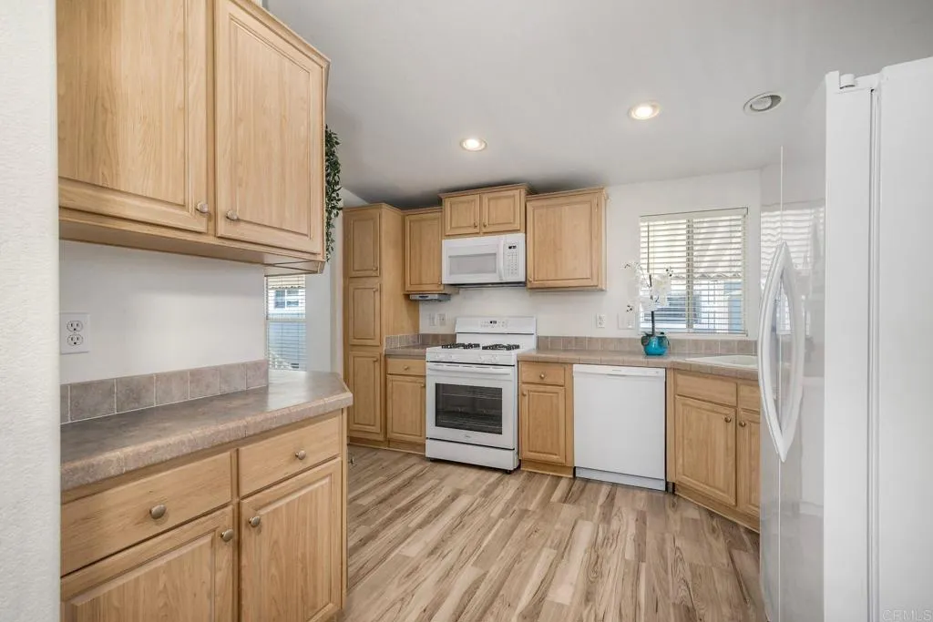 Additional image 81 of 200 N El Camino Real Unit SPC 357, Oceanside, CA 92058