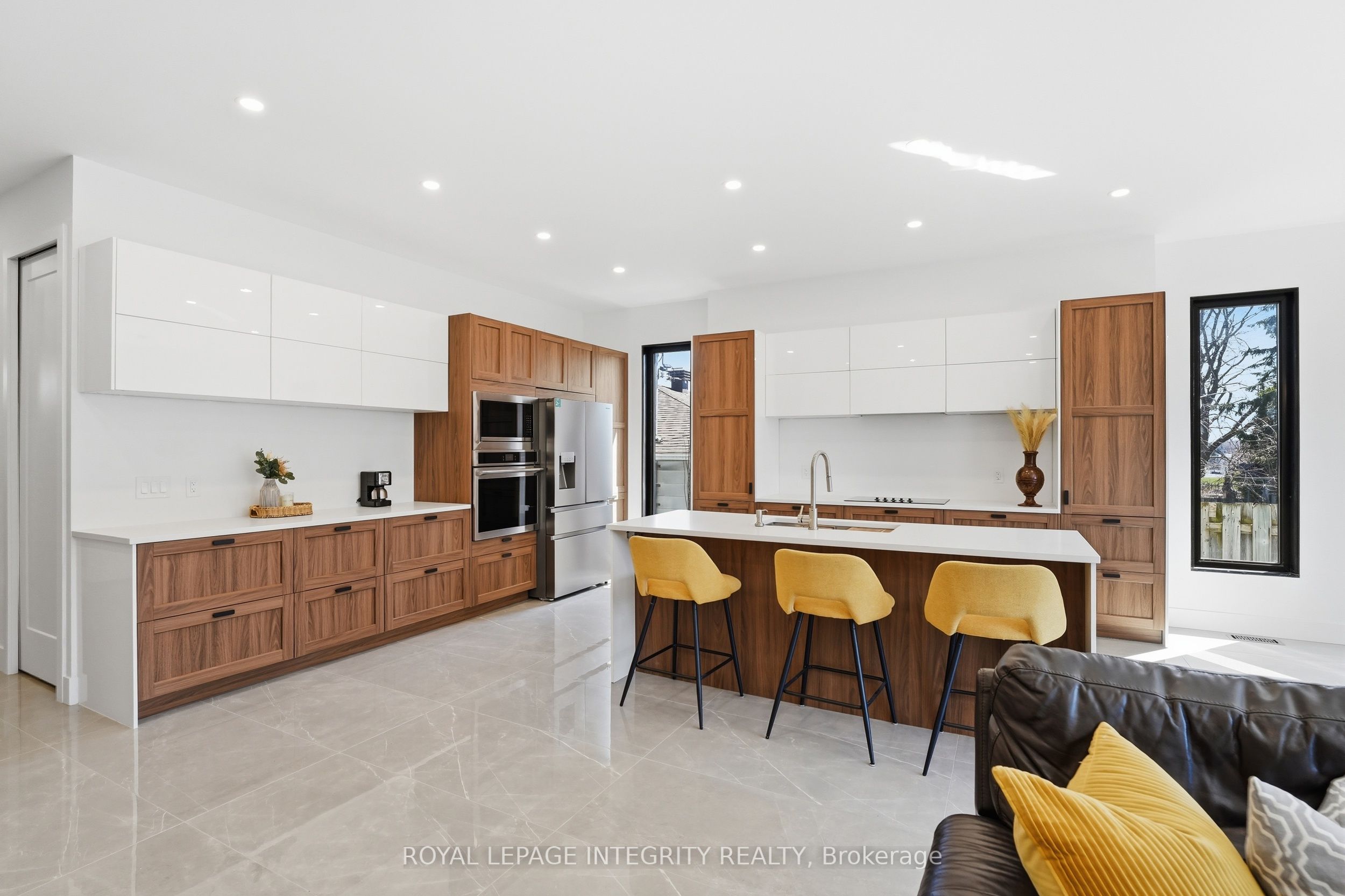 Additional image 6 of 984 Watson Street, Ottawa, ON, K2B 6C2