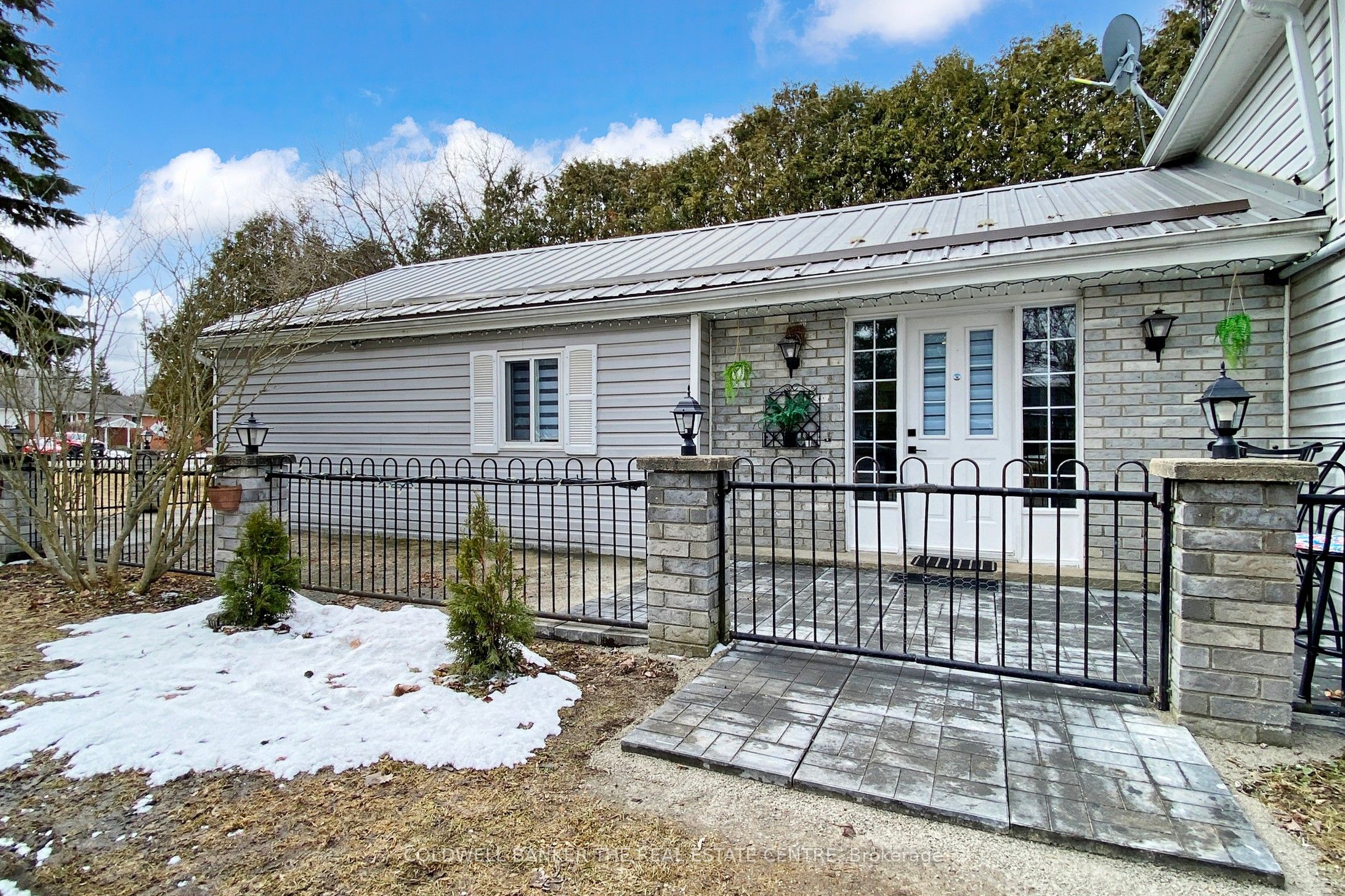 8352 Main Lisle Street, Adjala-tosorontio, ON, L0M 1M0