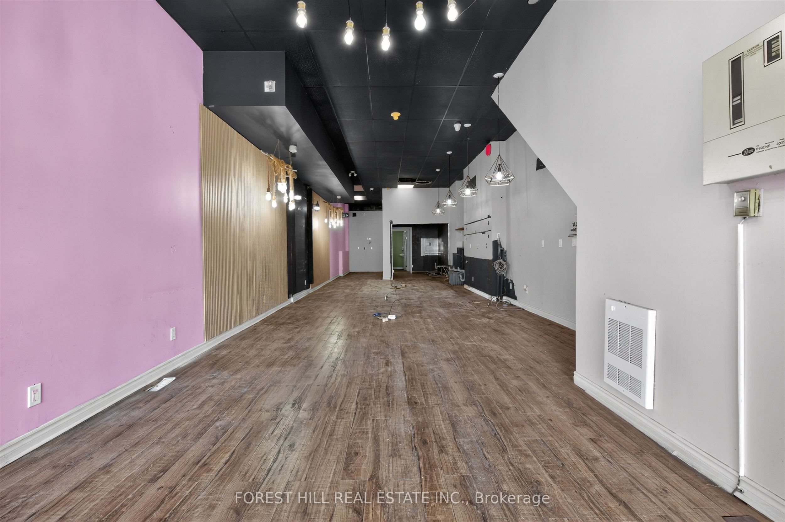 Additional image 5 of Main-283 College Street, Toronto, ON, M5T 1S2