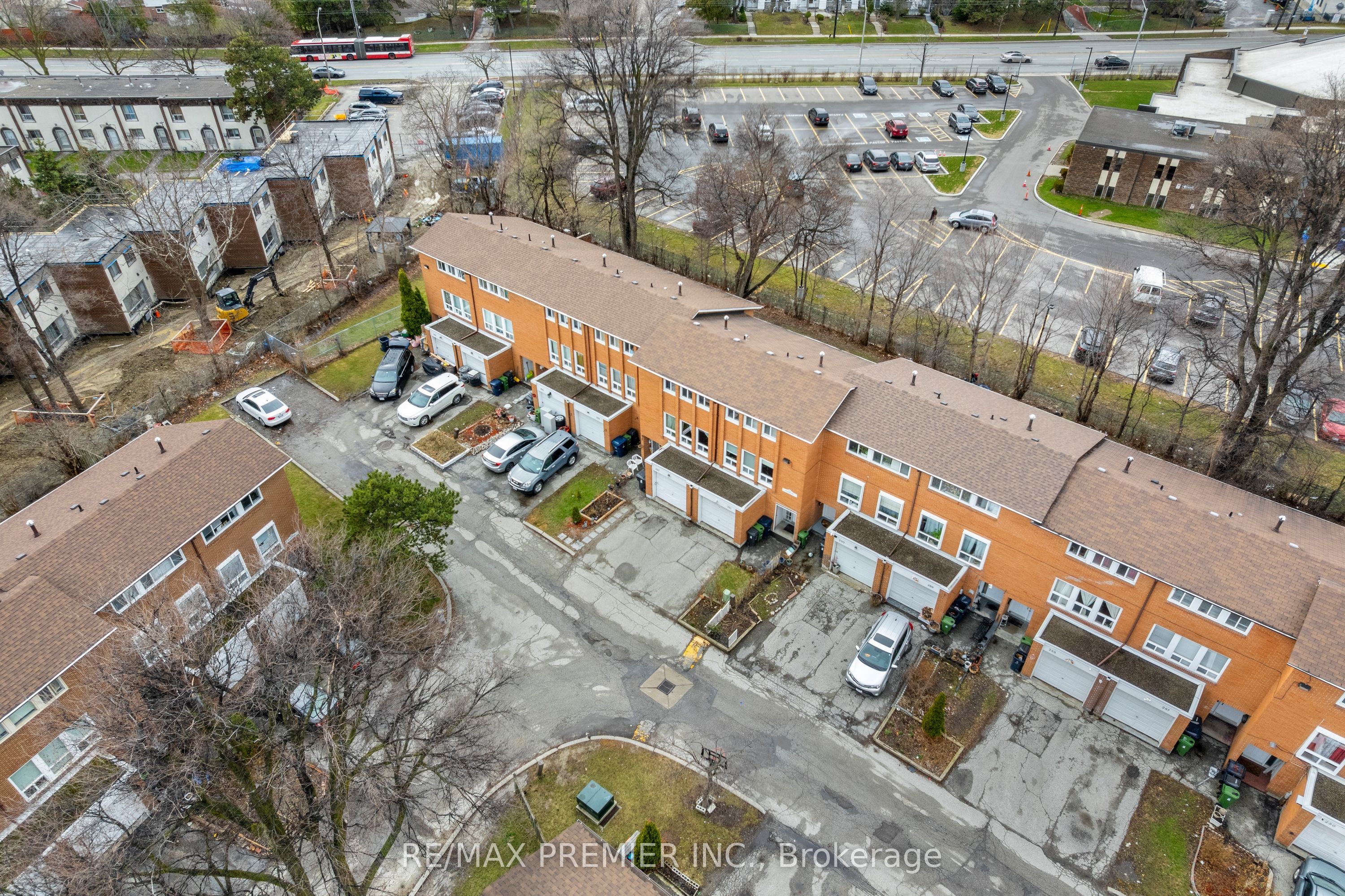 Additional image 3 of 292-1605 Albion Road, Toronto, ON, M9V 1B6