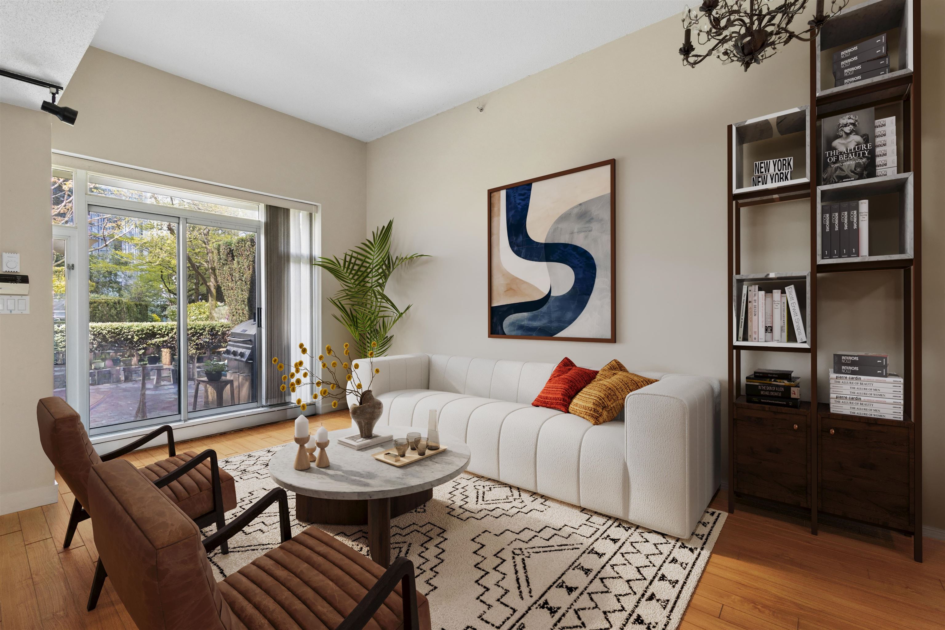 Additional image 3 of 2P-1033 Marinaside Crescent, Vancouver, BC, V6Z 3A3