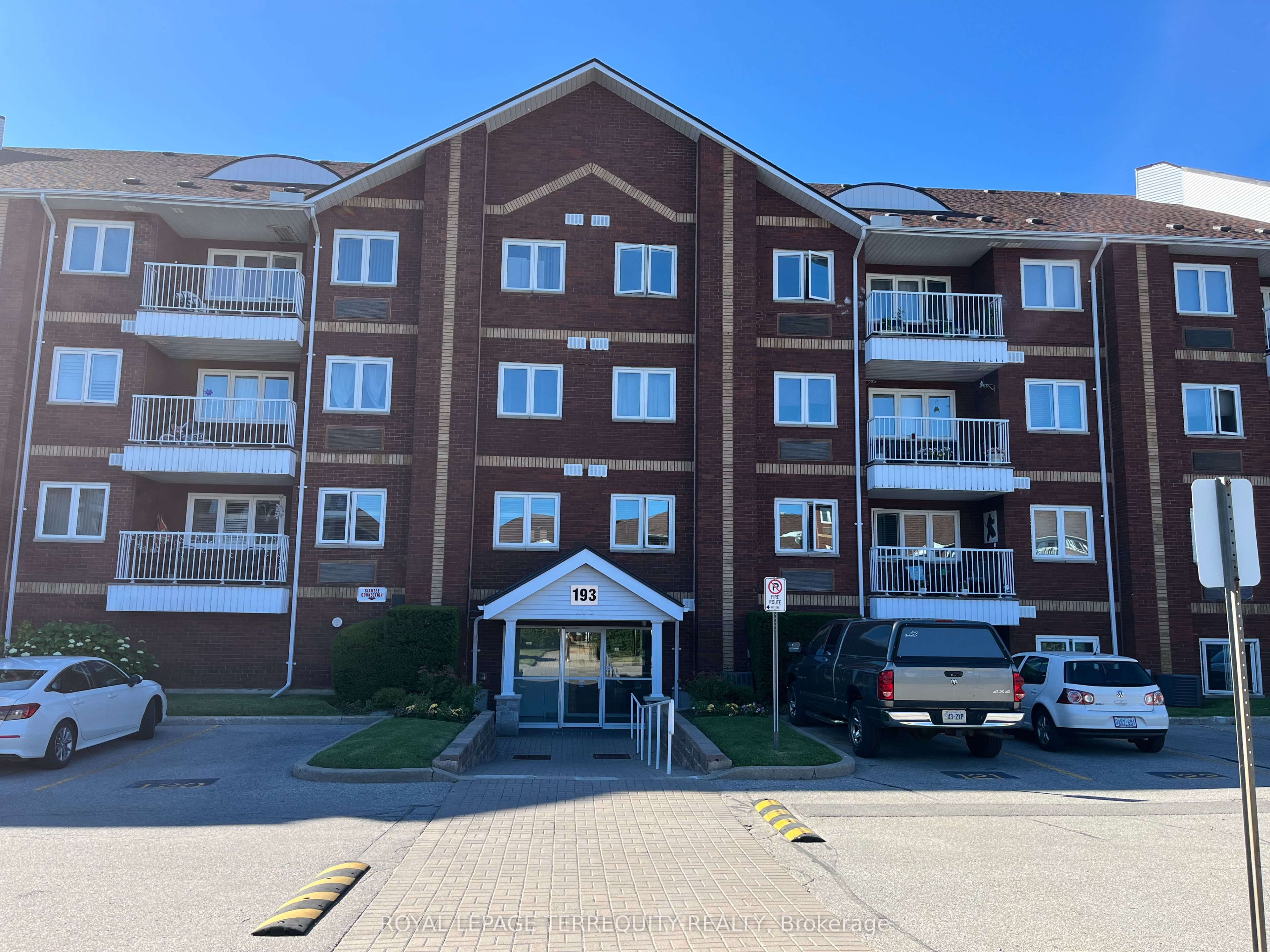 117-193 Lake Driveway N/a W, Ajax, ON, L1S 7H8