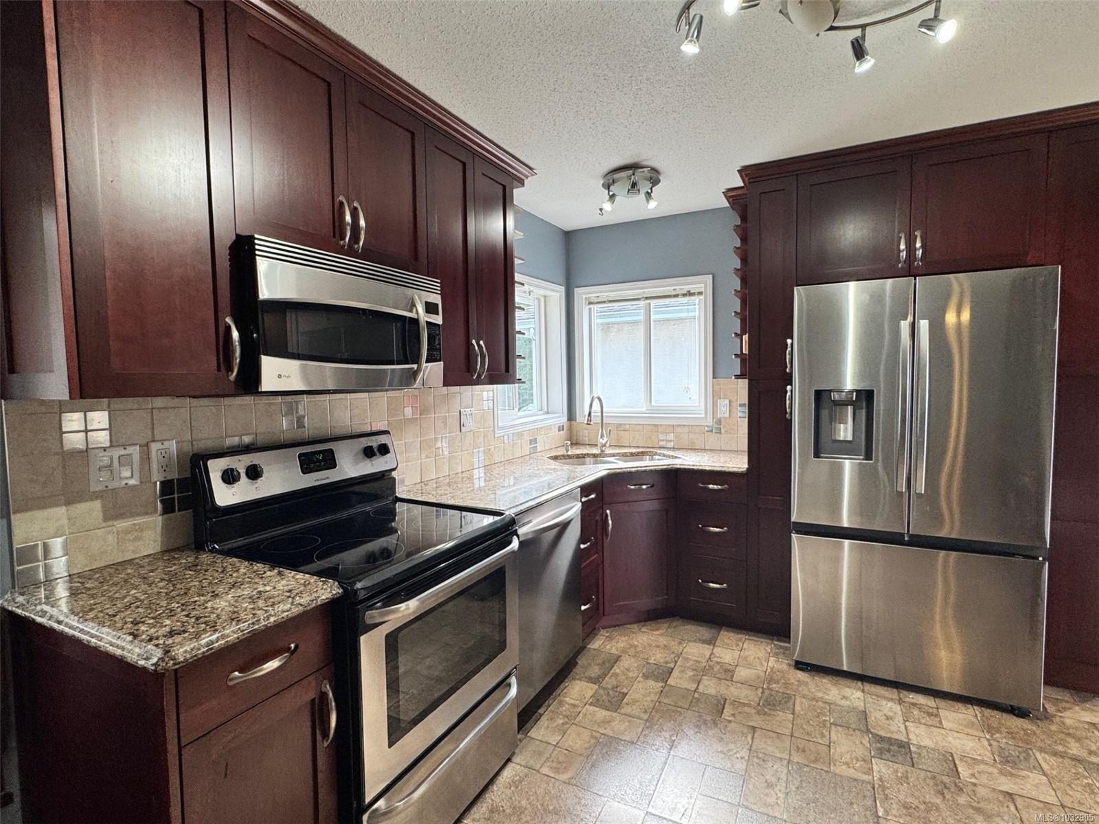 Additional image 6 of 6404 Lasalle Road, Nanaimo, BC, V9V 1N6