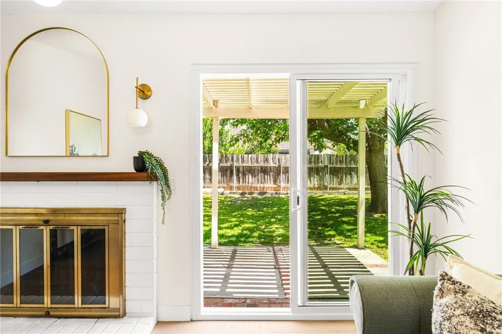 Additional image 6 of 977 N Driftwood Ave, Rialto, CA 92376