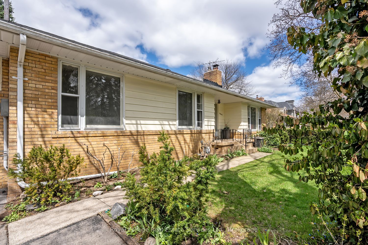 Additional image 4 of 2043 Devon Road, Oakville, ON, L6J 2N1