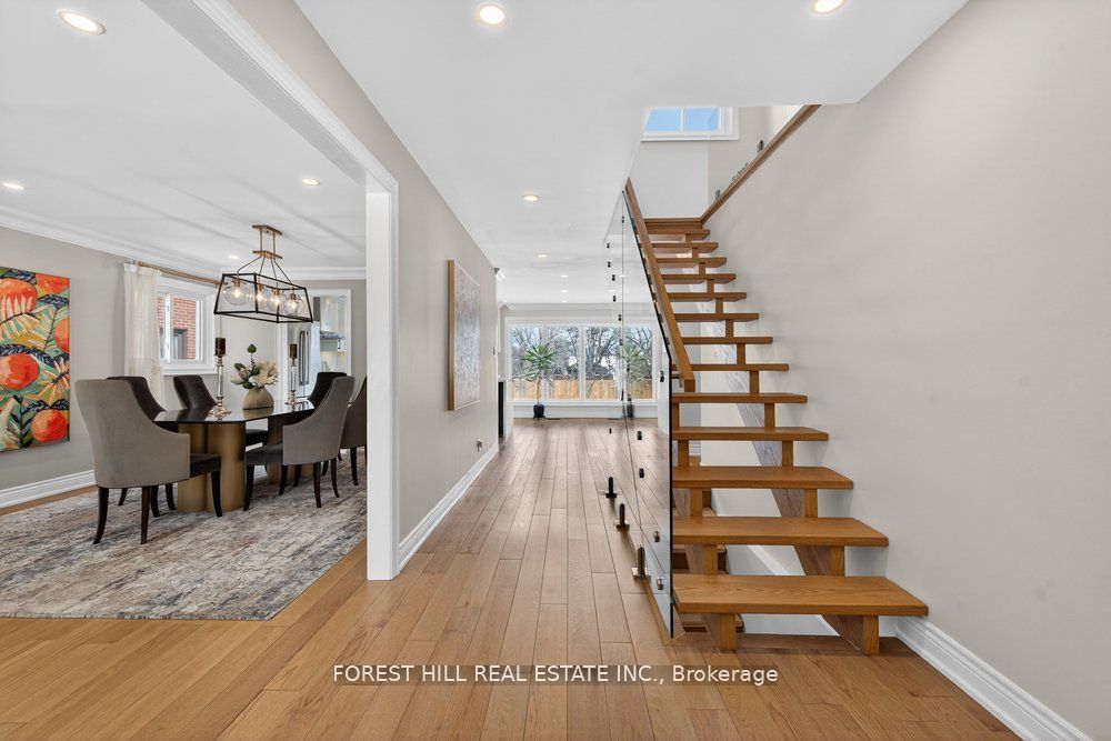 Additional image 3 of 47 Tofino Crescent, Toronto, ON, M3B 1R9