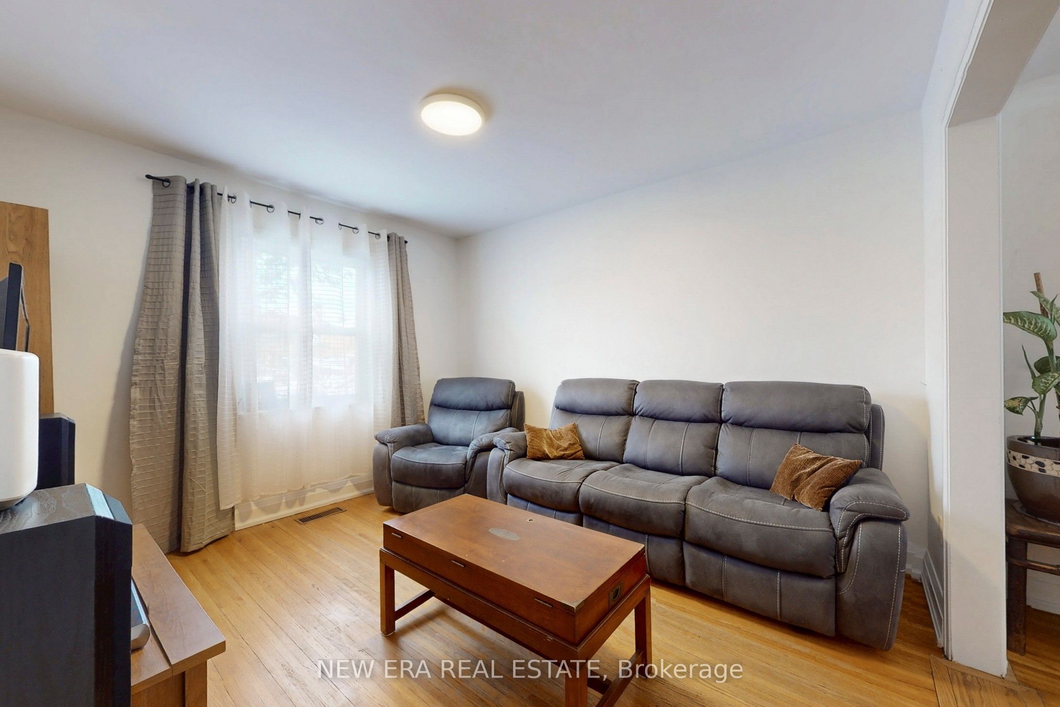 Additional image 4 of 80 Renfield Street, Toronto, ON, M6M 4V7