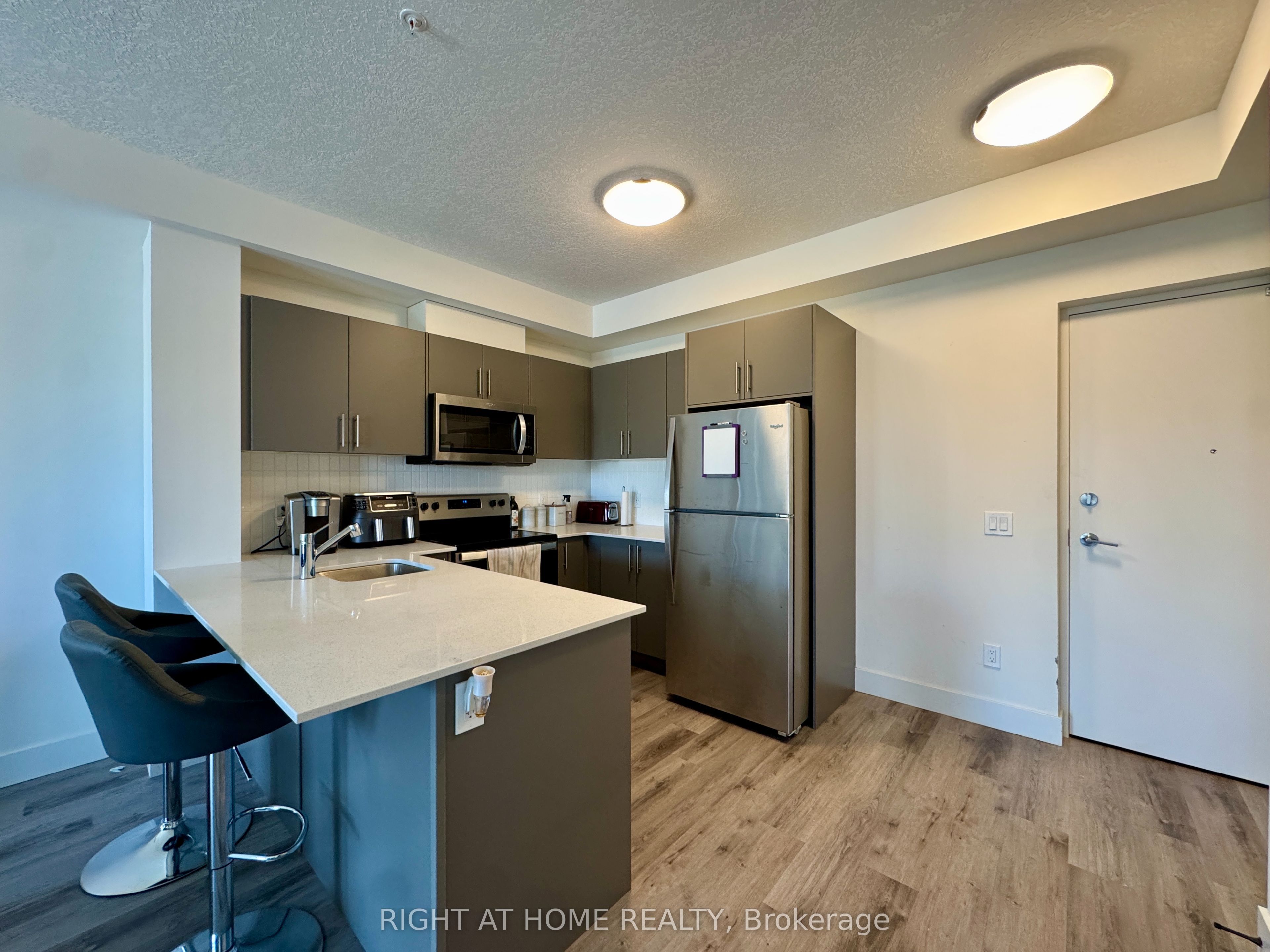 Additional image 2 of 401-1101 Lackner Place, Kitchener, ON, N2A 4G3