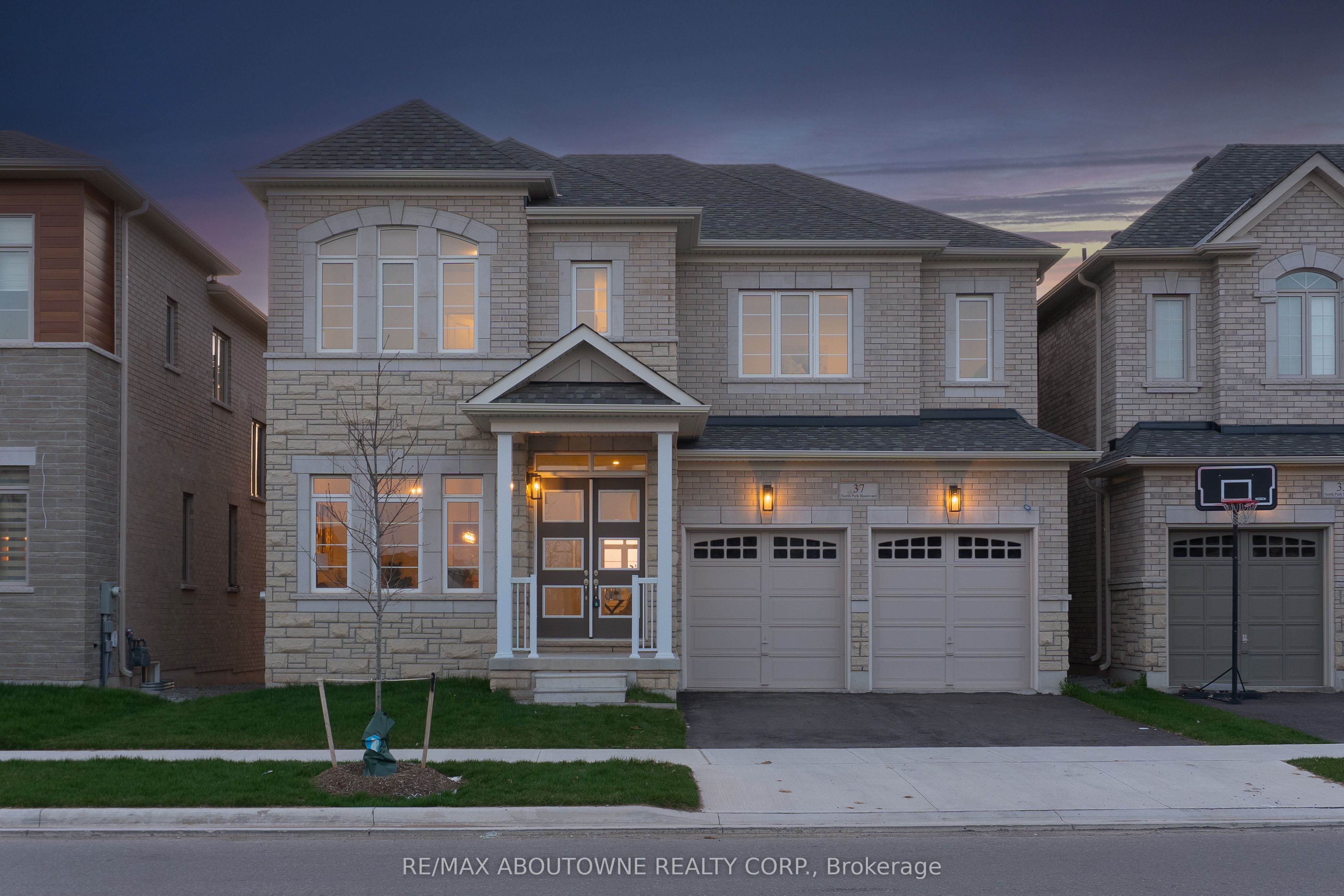 Additional image 2 of 37 North Park Boulevard, Oakville, ON, L6M 0W8