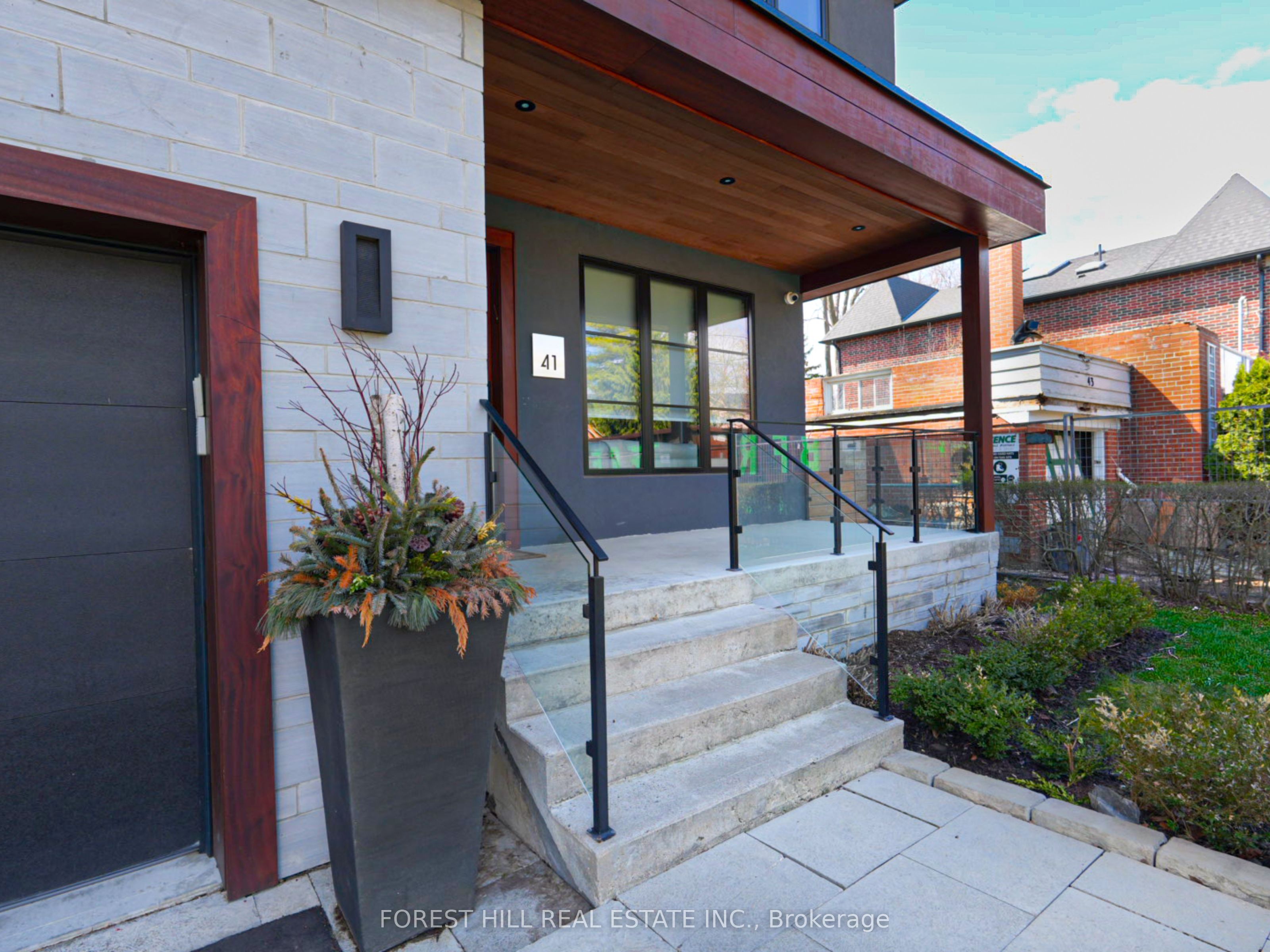 Additional image 3 of 41 Invermay Avenue, Toronto, ON, M3H 1Z1