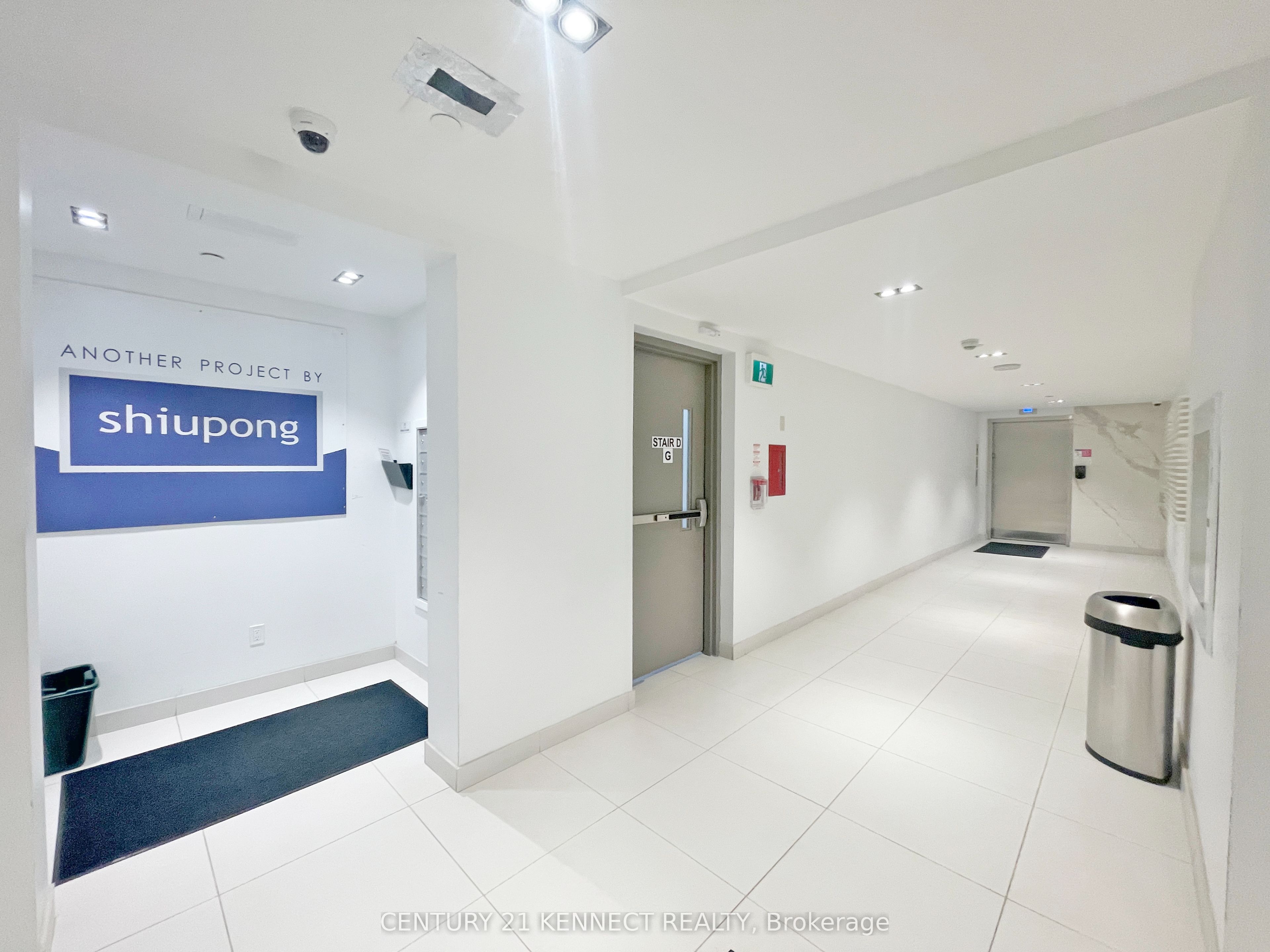 Additional image 3 of 304R-231 College Street, Toronto, ON, M5T 1R4