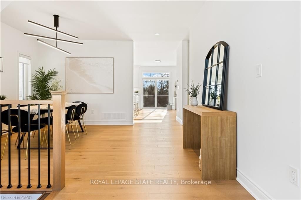 66 Cesar Place, Hamilton, ON, L9G 0G3 photo 2