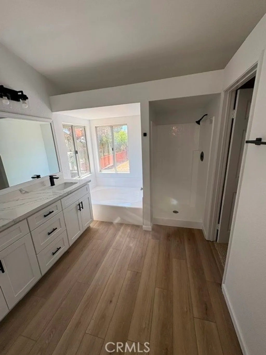 1840 E Newgrove St, Lancaster, CA 93535 photo 5