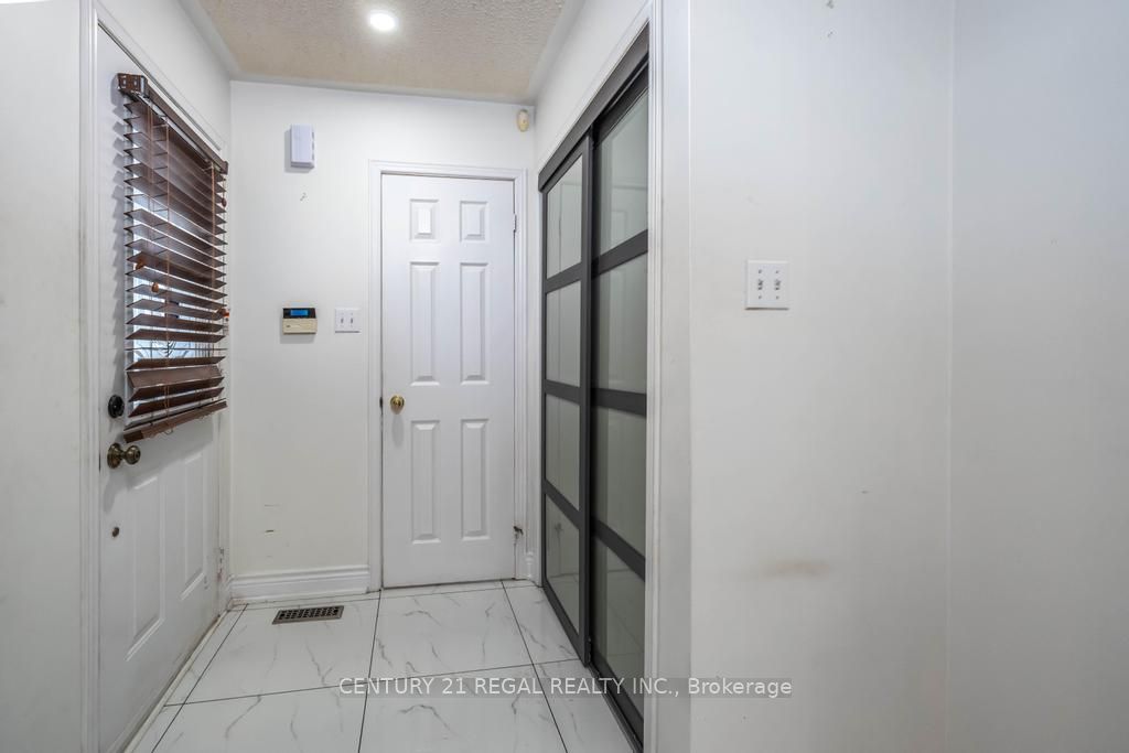 Additional image 5 of 43 Waterton Crescent, Richmond Hill, ON, L4B 4L2