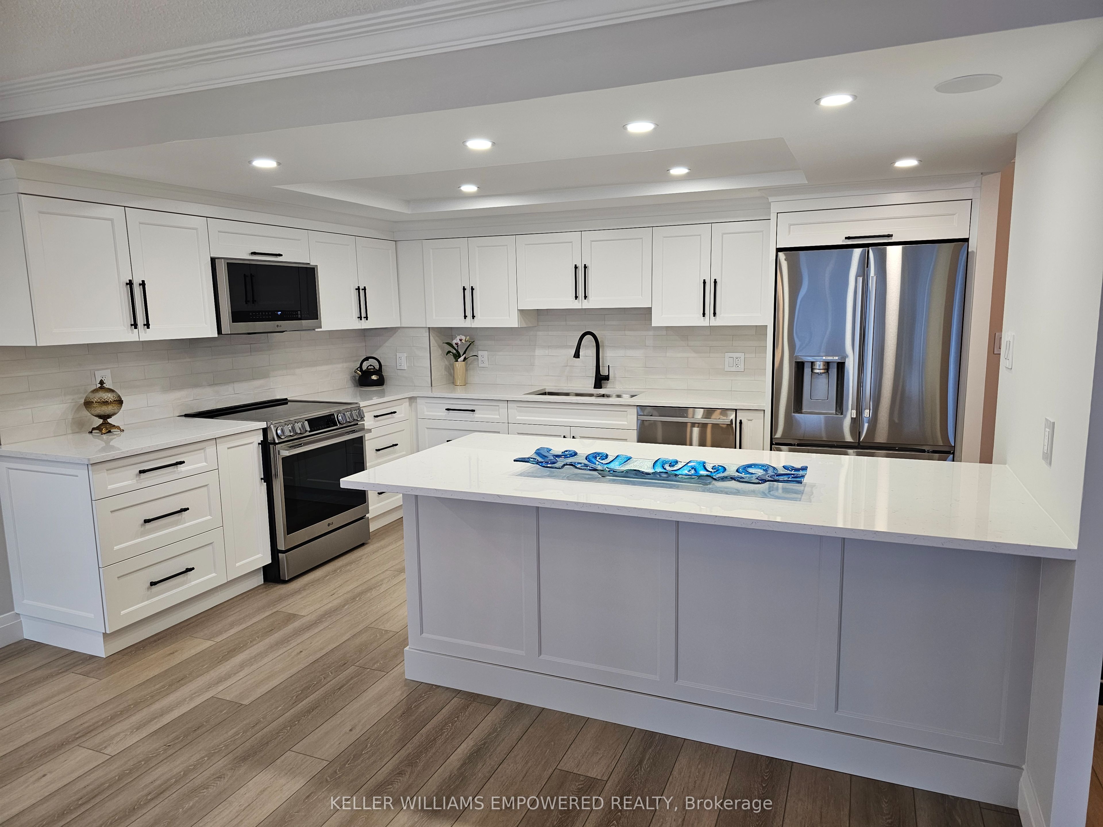 Additional image 6 of 1907-33 University Avenue, Toronto, ON, M5J 2S7