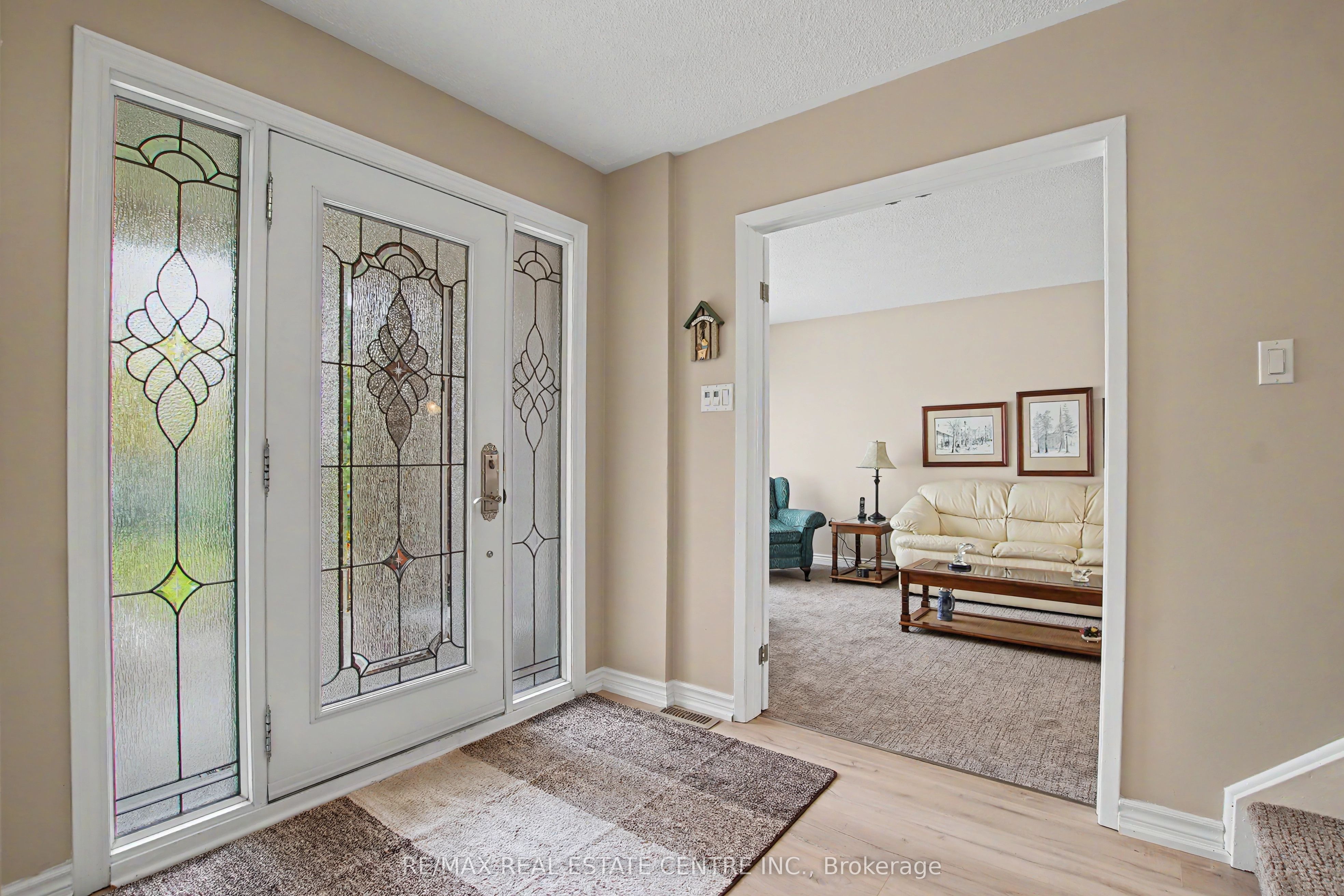 917 Maple Avenue, Milton, ON, L9T 3X6 photo 3