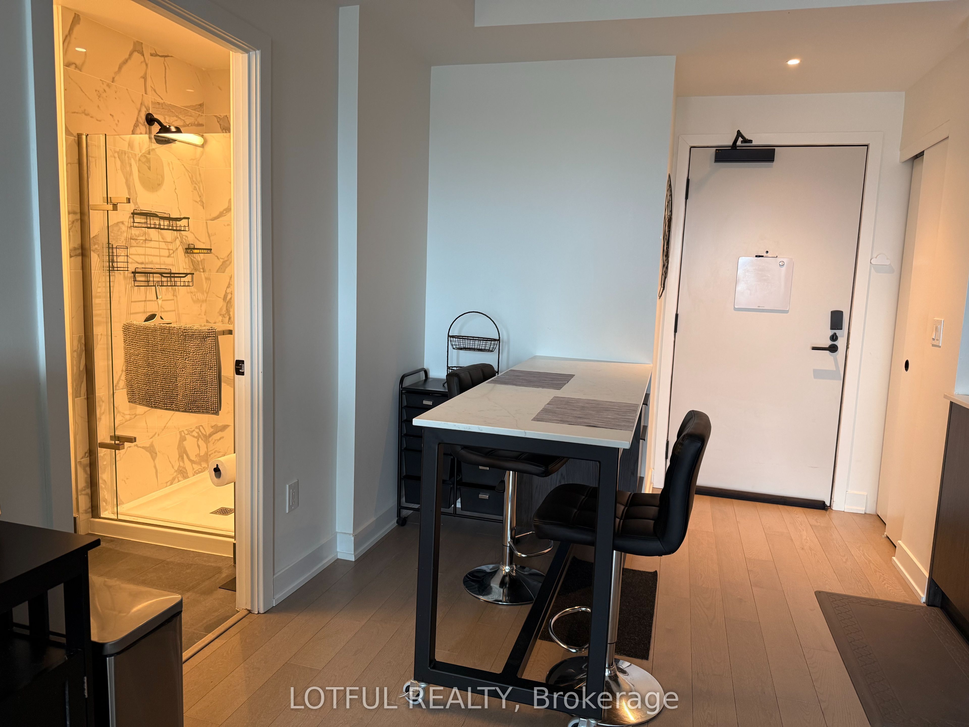 Additional image 4 of 1105-560 Rideau Street, Ottawa, ON, K1N 0G3