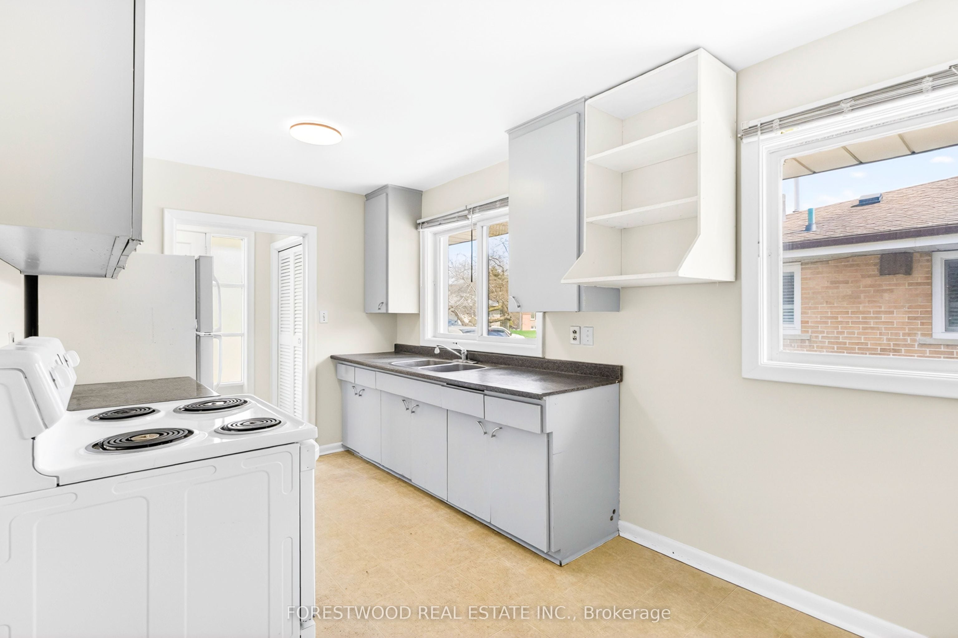 Additional image 6 of 22 Lormar Drive, Toronto, ON, M9B 4V7