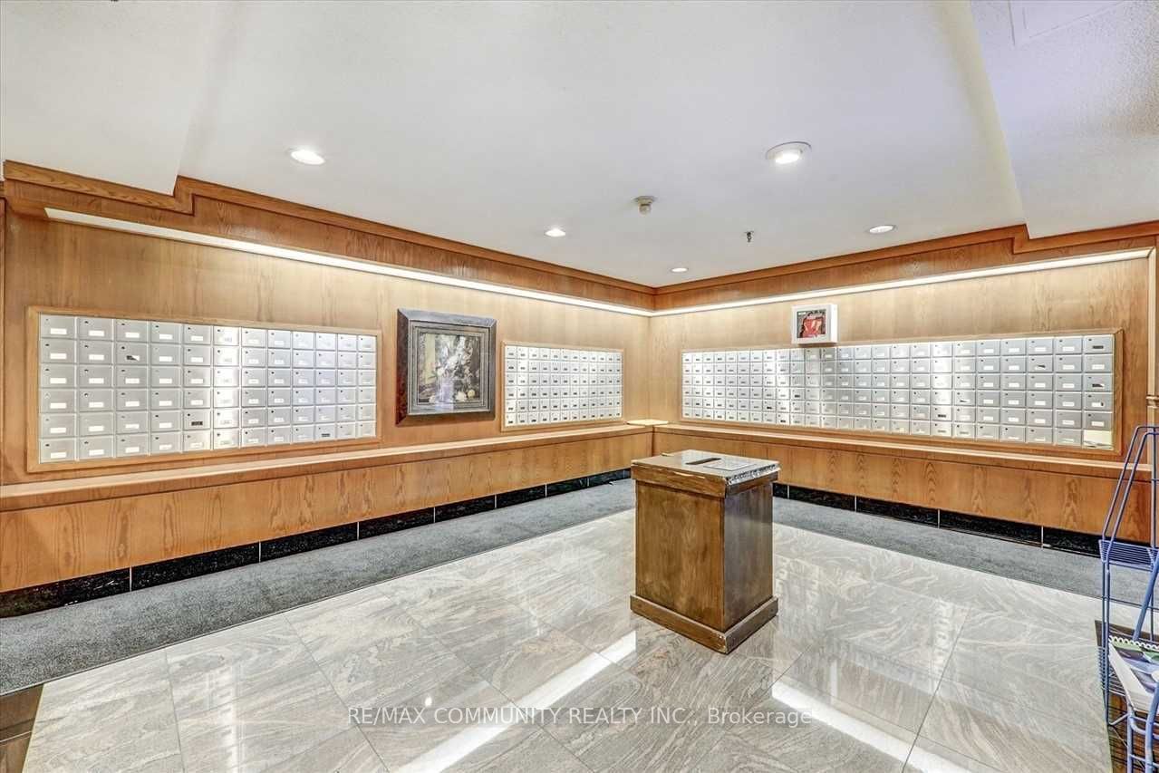 Additional image 4 of Ph11-430 Mclevin Avenue, Toronto, ON, M1B 5P1