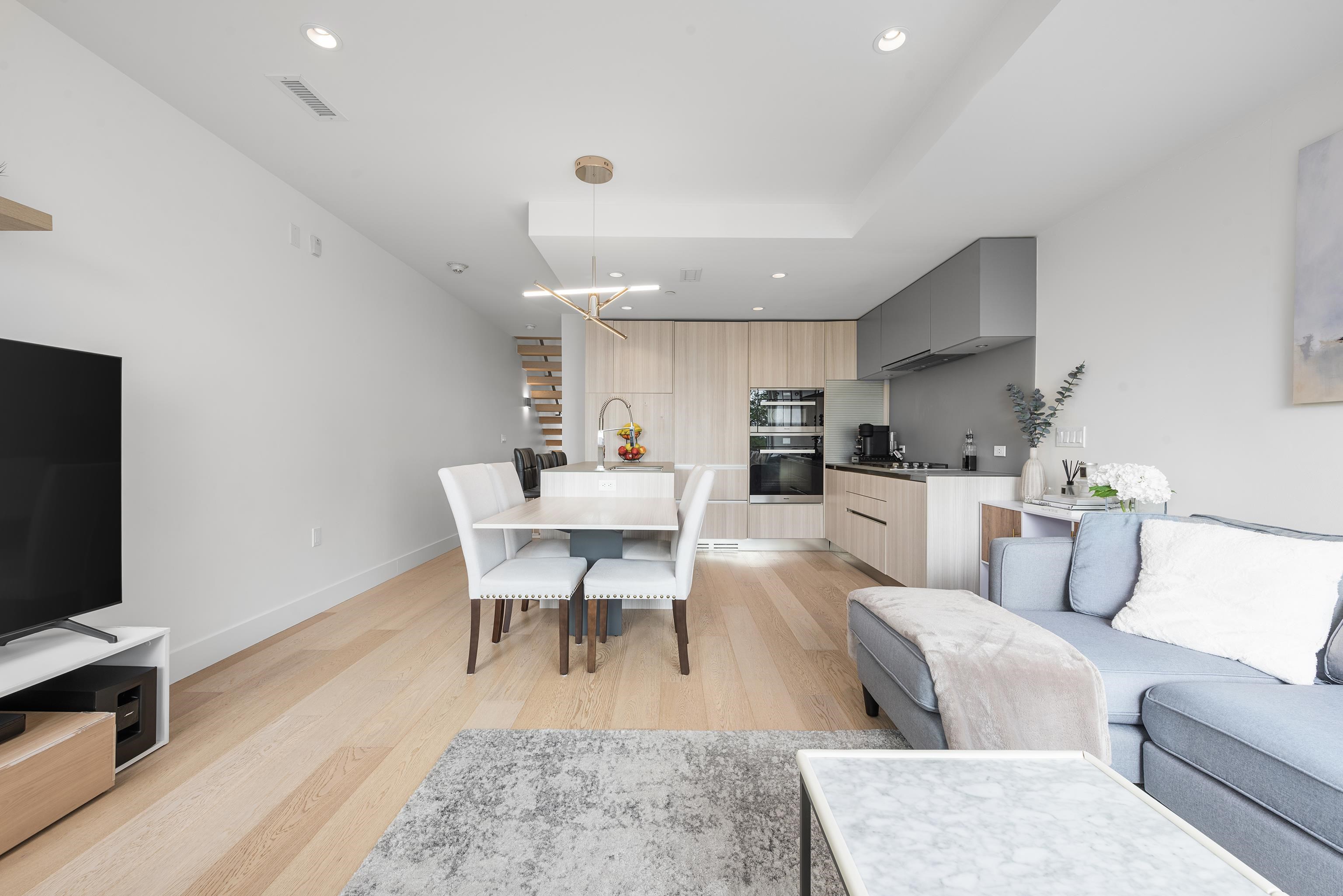 Additional image 5 of 138 Woodstock Avenue W, Vancouver, BC, V5Y 0N1