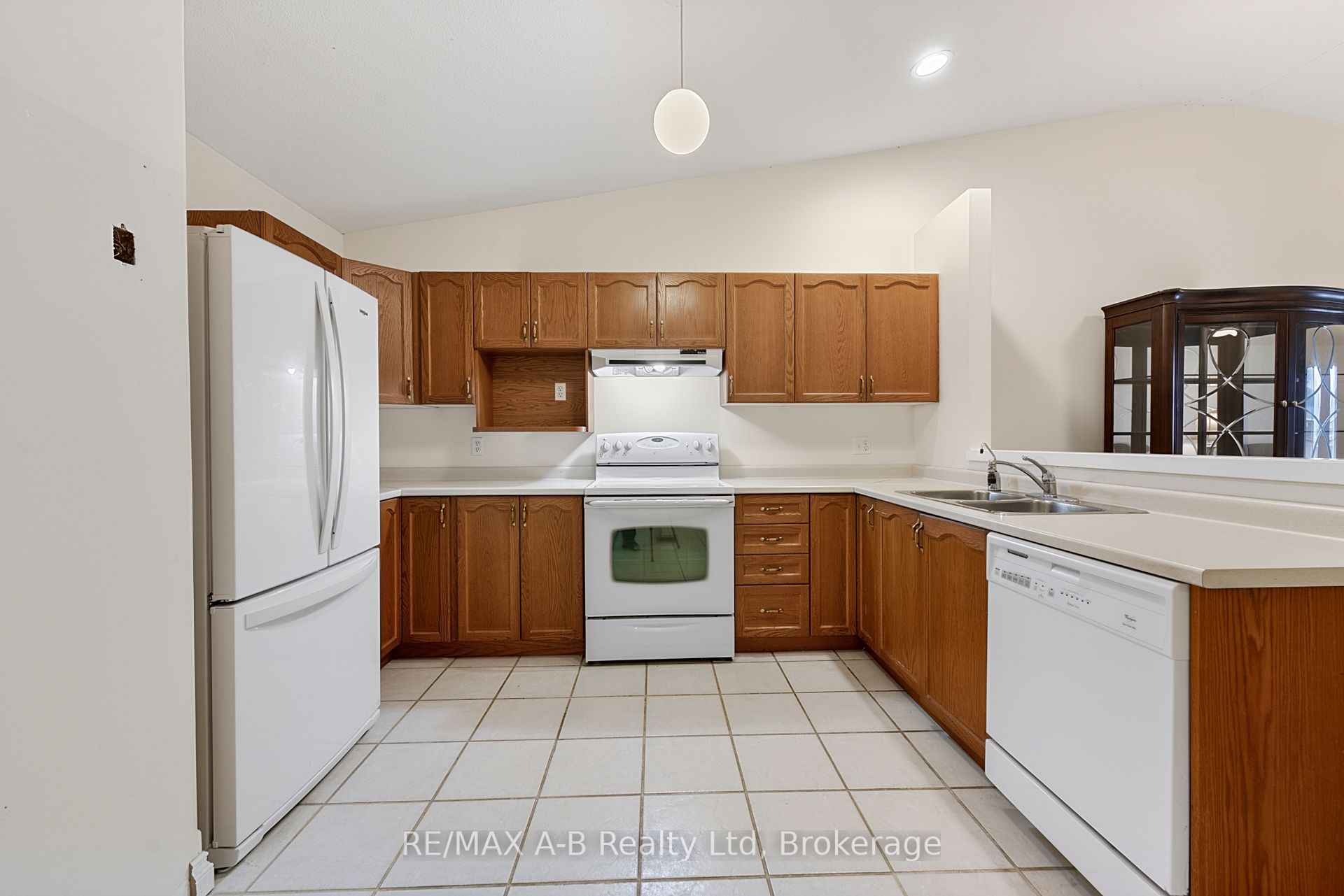 Additional image 4 of 23-24 Griffiths Drive, Brant, ON, N3L 4C5