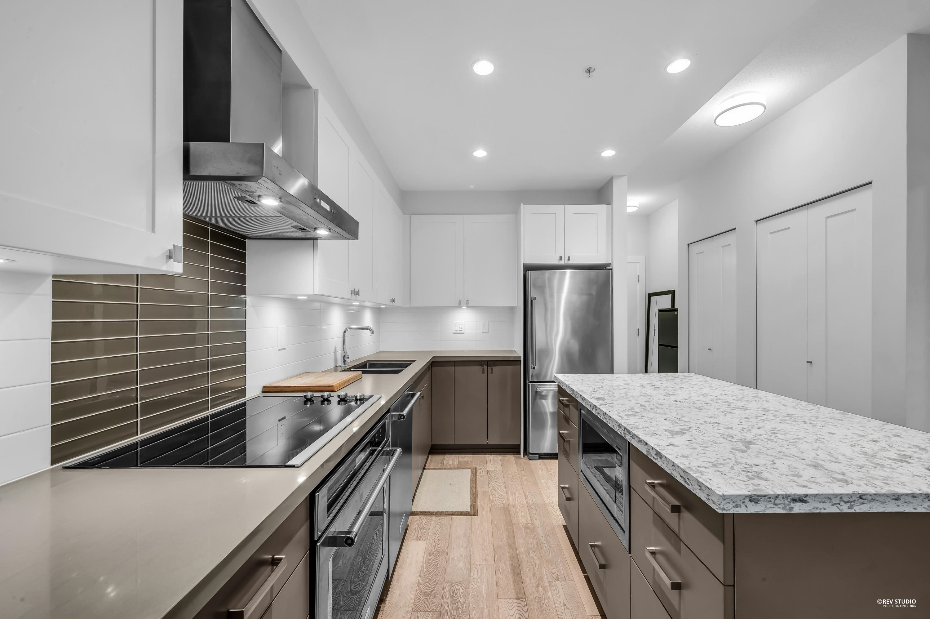 Additional image 5 of 512-3399 Noel Drive, Burnaby, BC, V3J 0G8