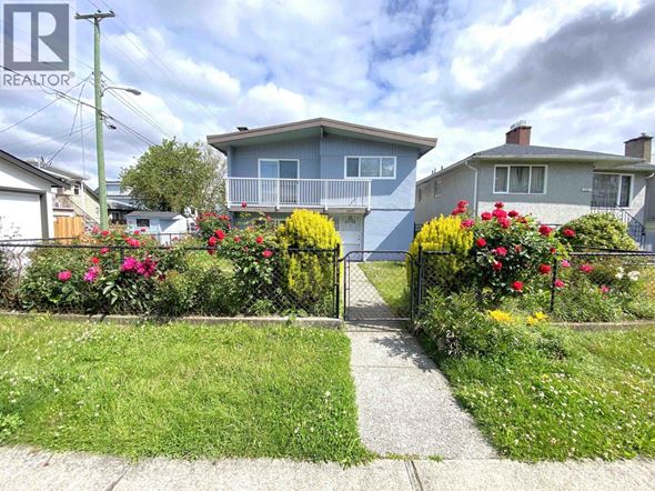 3305B E 25TH AVENUE, Vancouver, BC, V5R1J7
