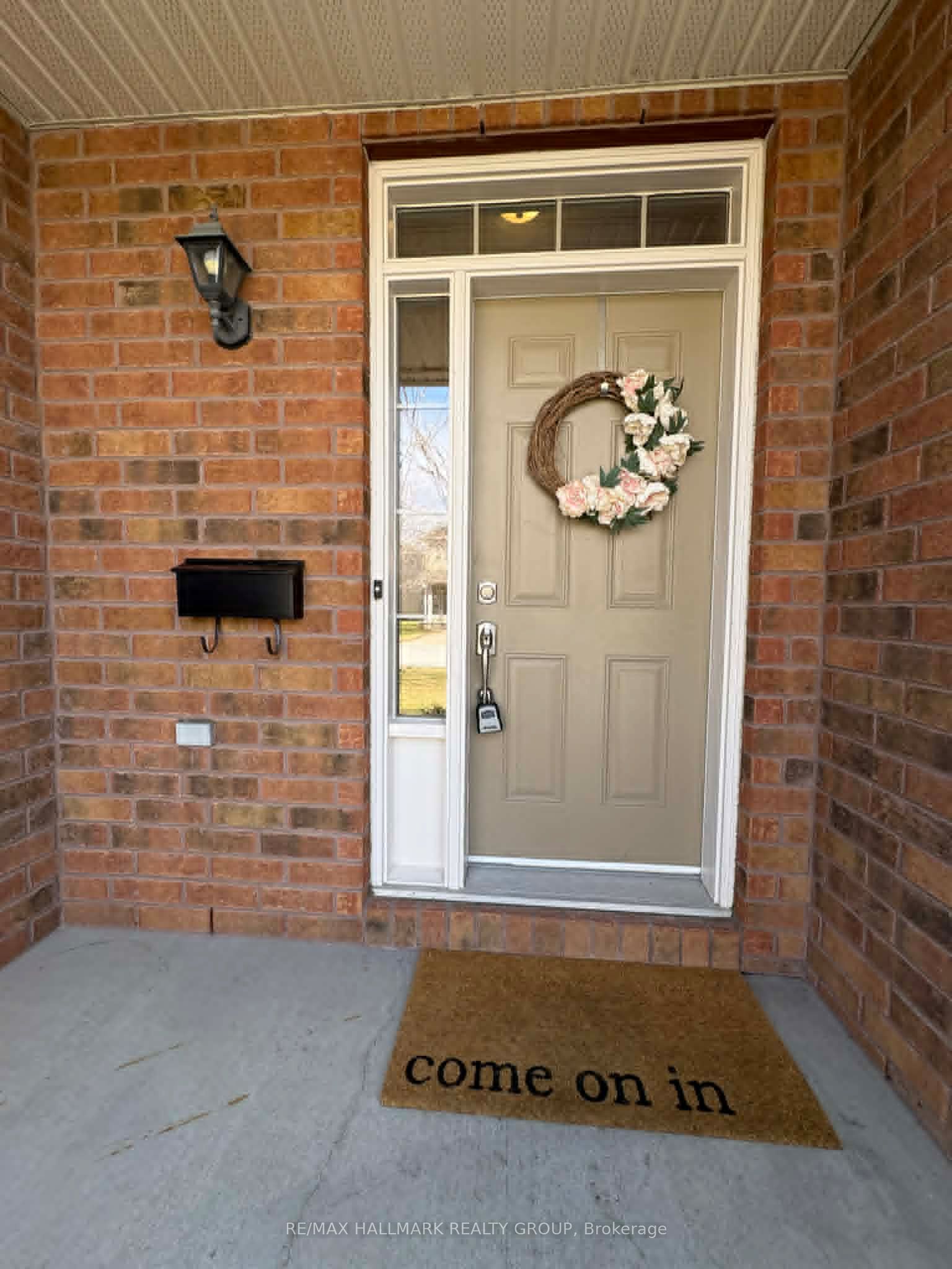 Additional image 2 of 756 Nakina Way, Ottawa, ON, K1V 2J1