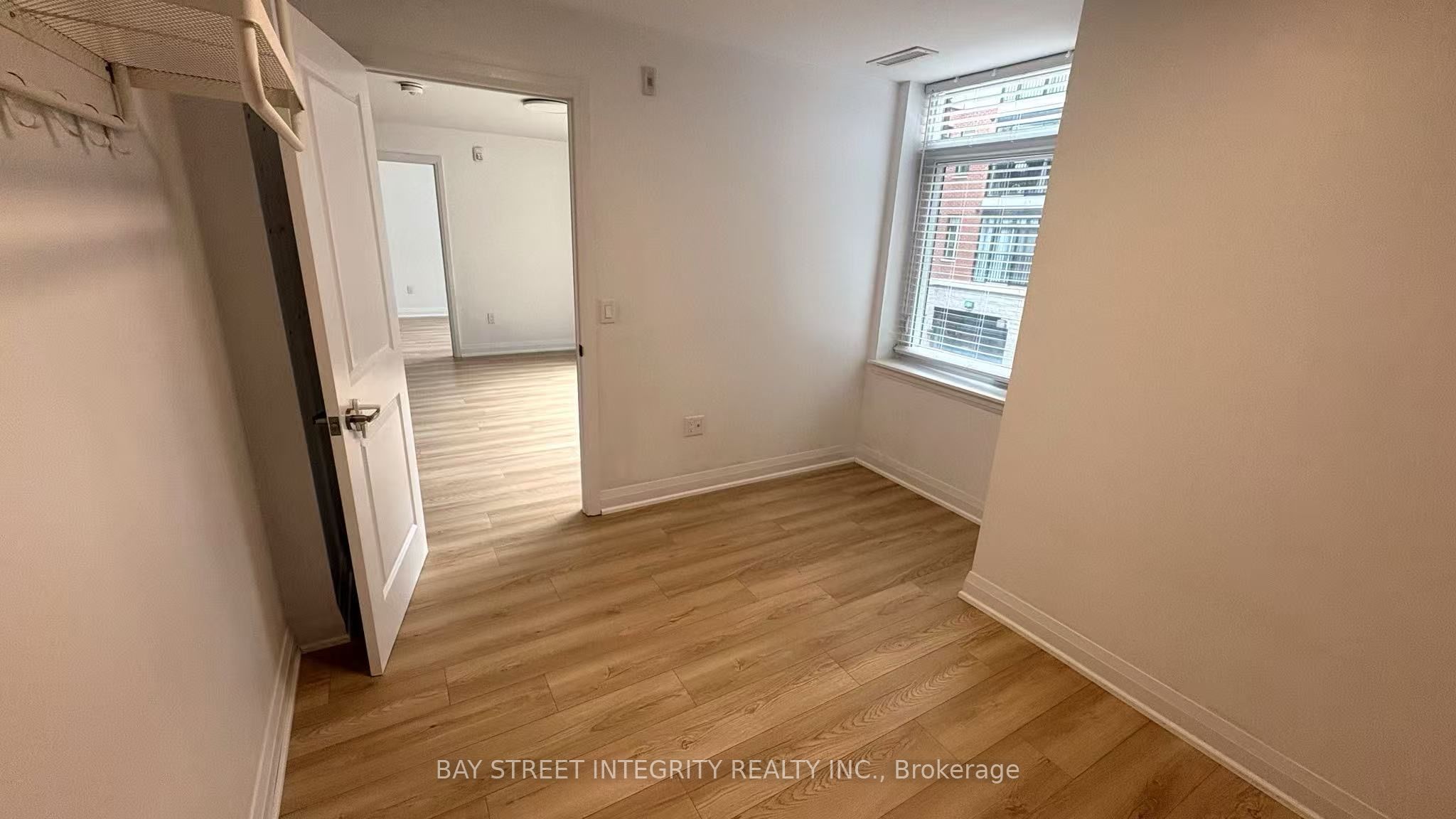 202-1 Redfern Avenue, Hamilton, ON, L9C 0E6 photo 5