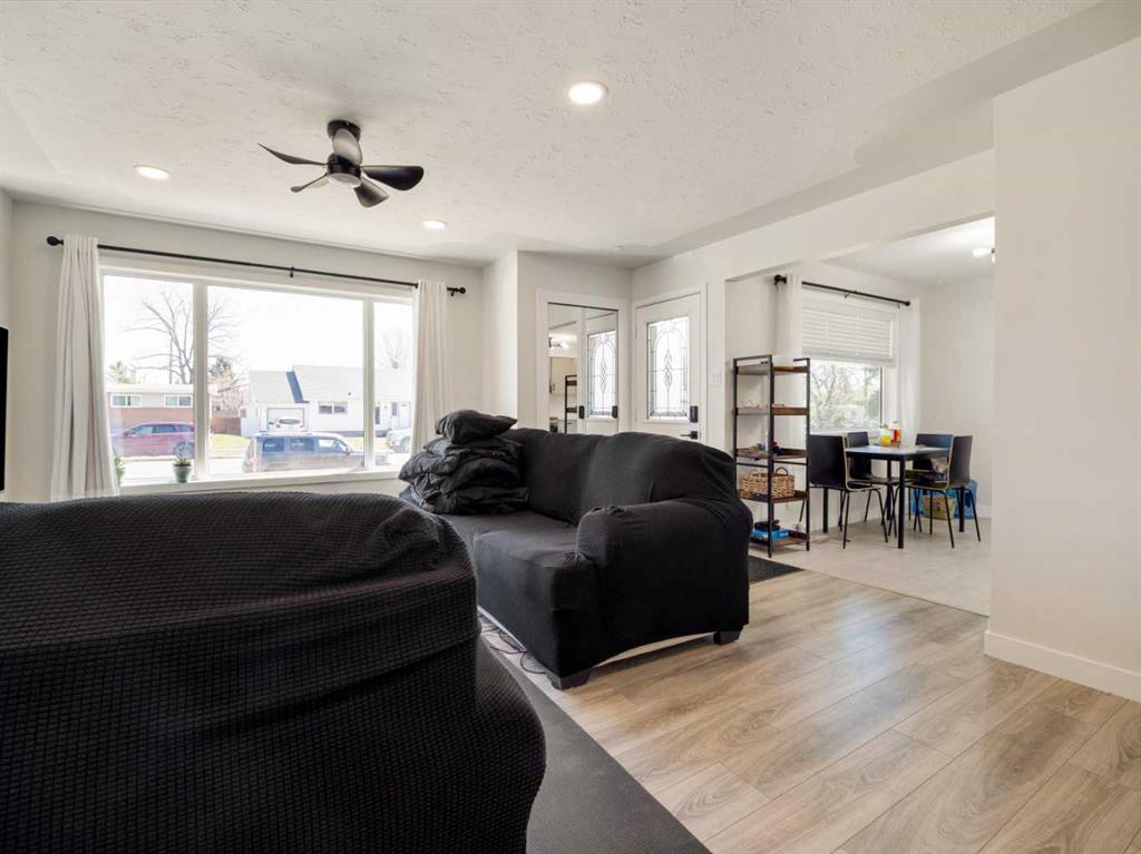 Additional image 5 of 1414 Henderson Lake Boulevard S, Lethbridge, AB, T1K 3B8