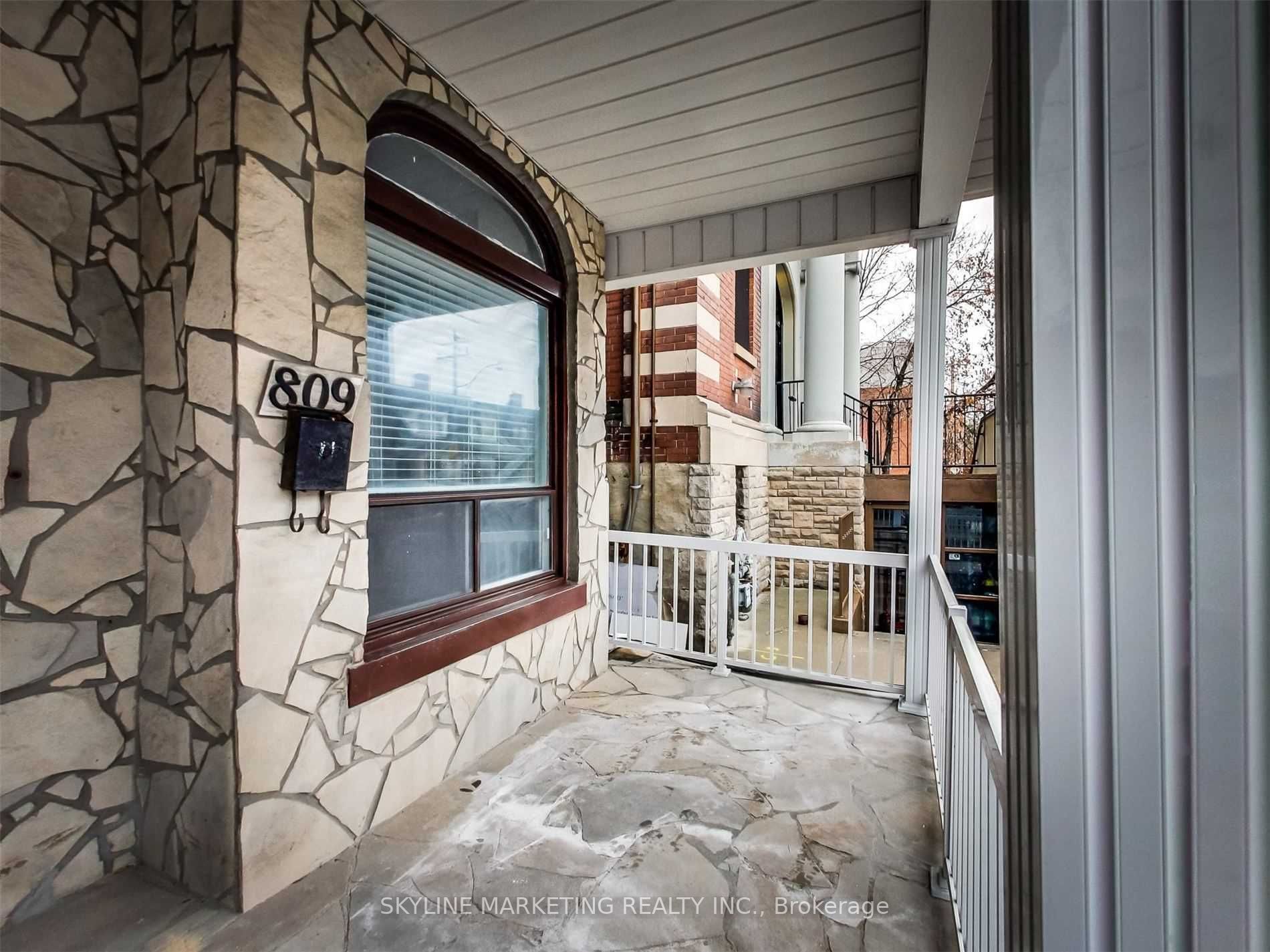 Additional image 4 of Upper-809 Dovercourt Road, Toronto, ON, M6H 2X4