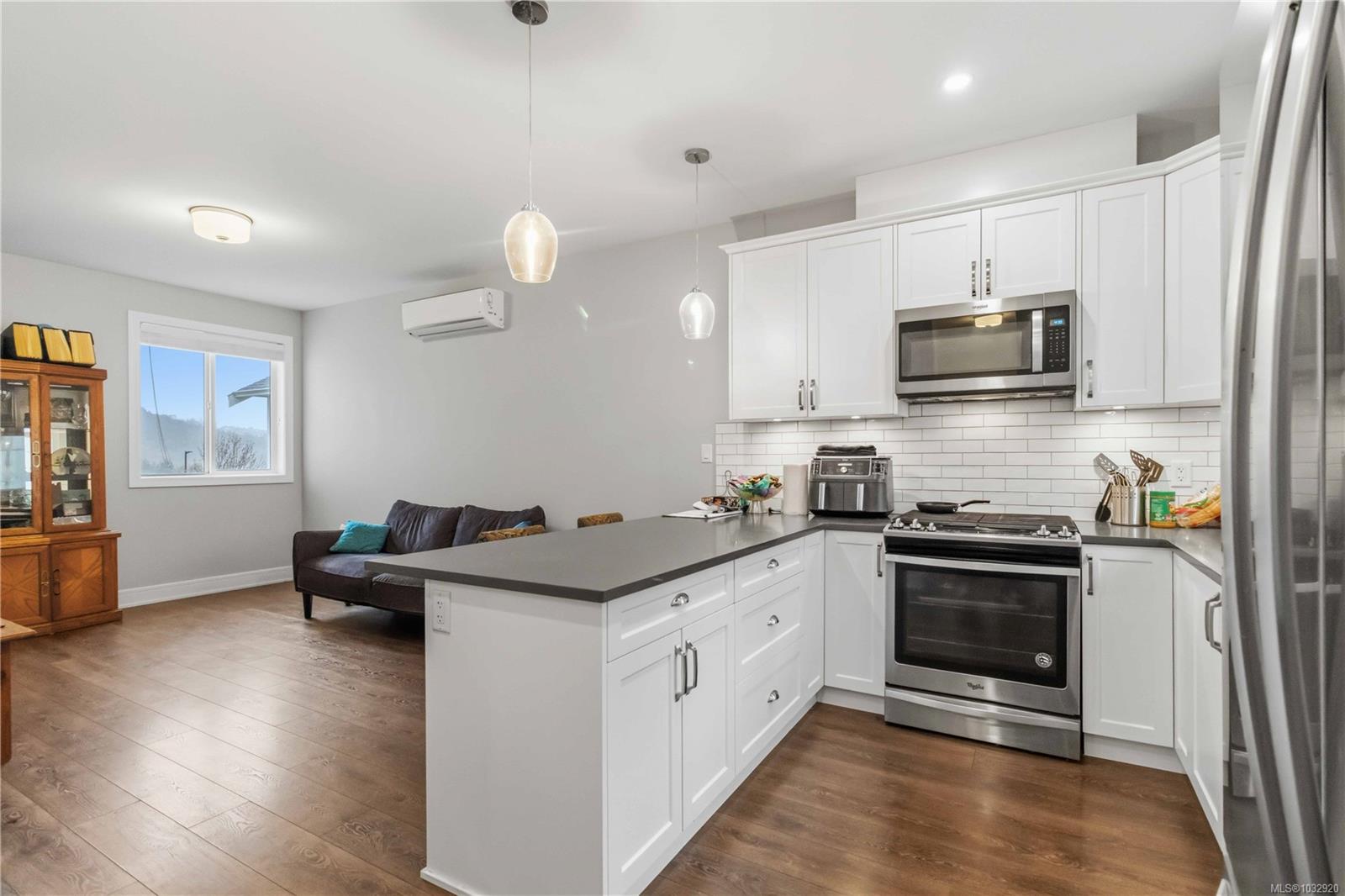 Additional image 3 of 3023 Constellation Avenue, Langford, BC, V9B 0V2