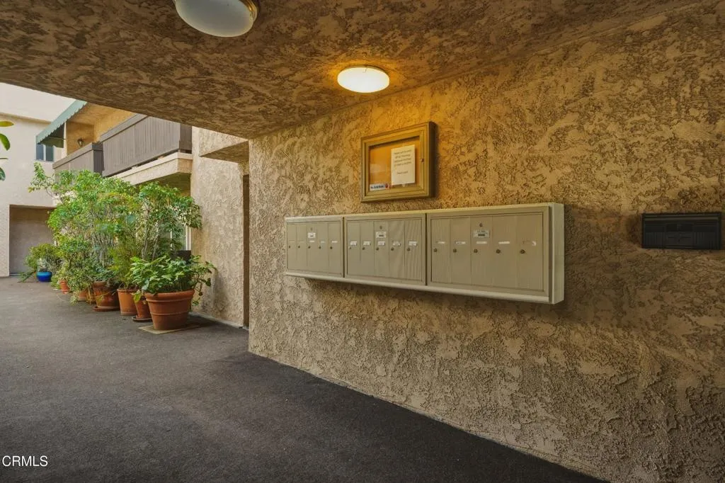 Additional image 40 of 12321 Riverside Drive Unit 204, Valley Village, CA 91607