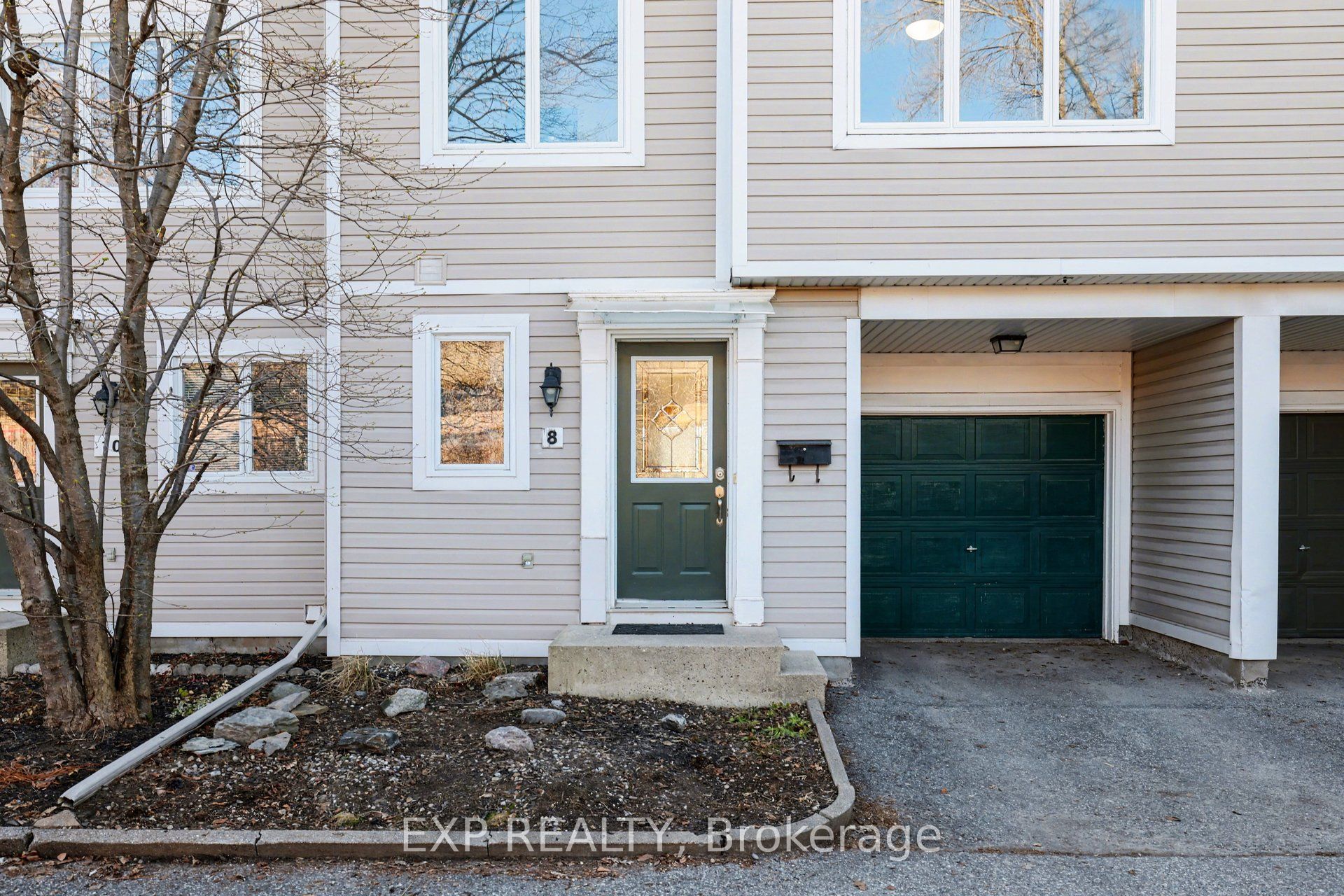 Additional image 3 of 8 Barnaby Private, Ottawa, ON, K1K 4S4