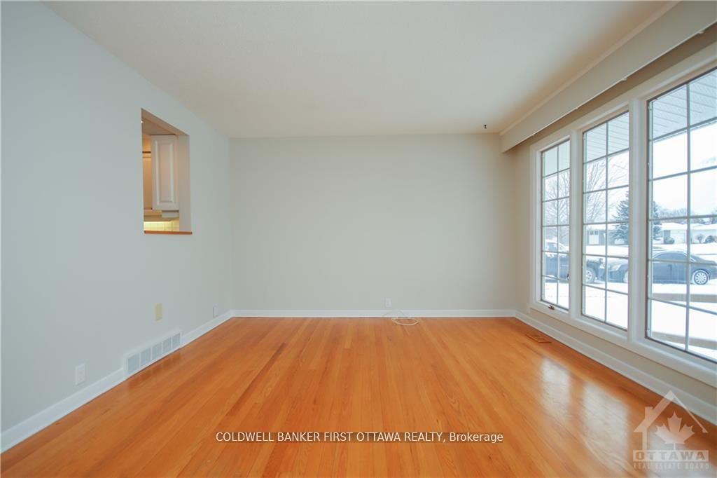 Additional image 3 of 74 Hilliard Avenue, Ottawa, ON, K2E 6C1