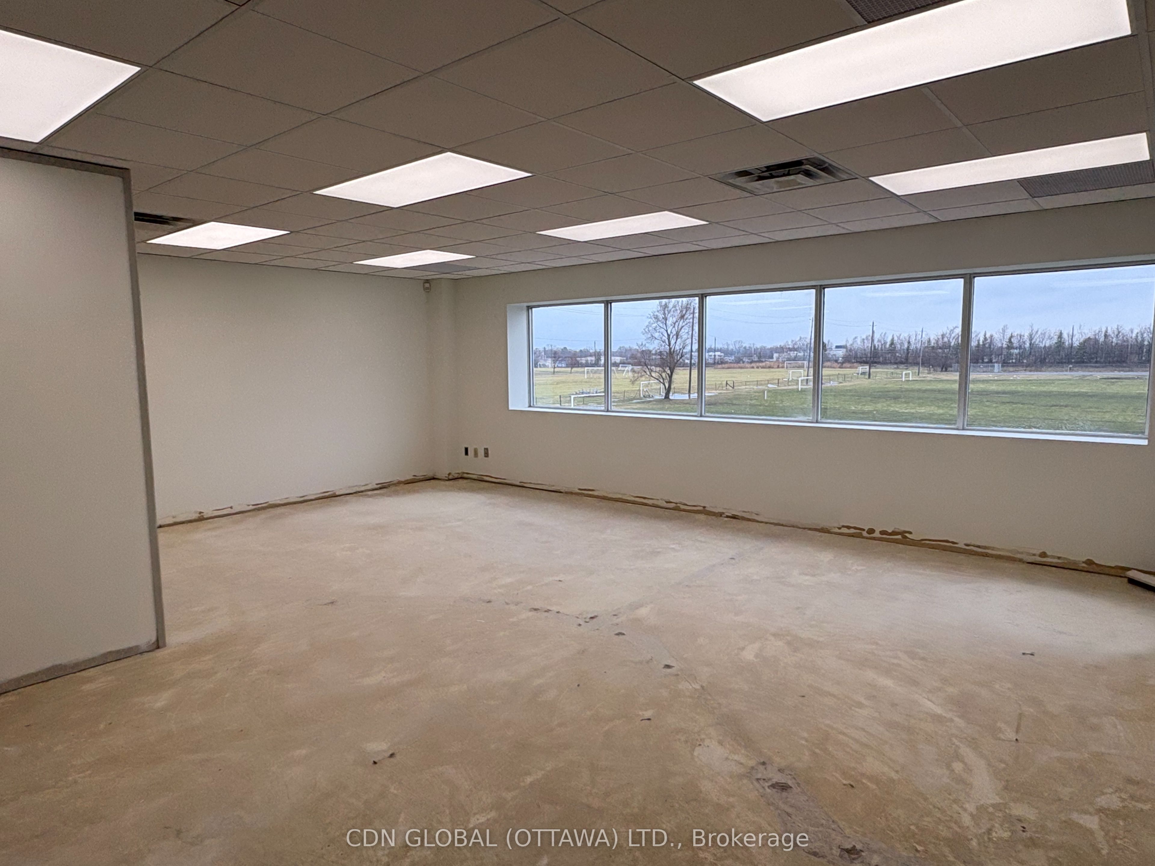 Additional image 5 of 201-5510 Canotek Road, Ottawa, ON, K1J 9J5