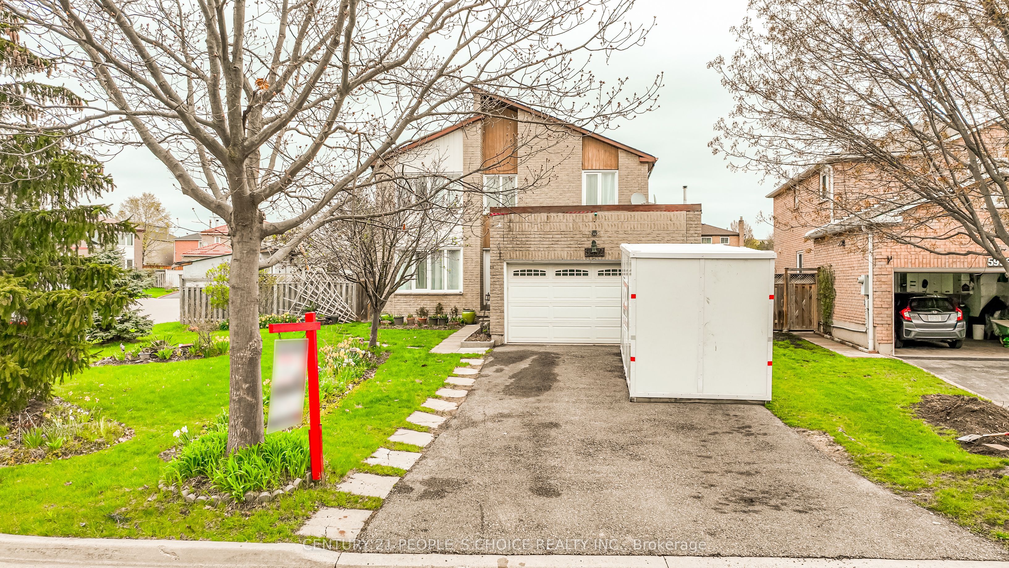 Additional image 3 of 5992 Ladyburn Crescent, Mississauga, ON, L5M 4V9