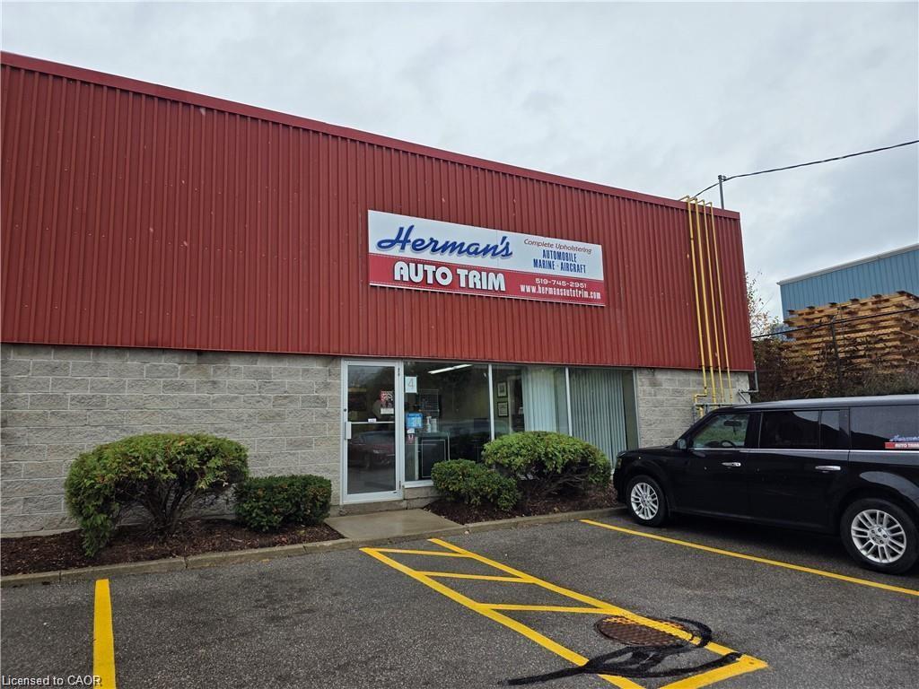 4-260 Shirley Avenue, Kitchener, ON, N2B 2E1