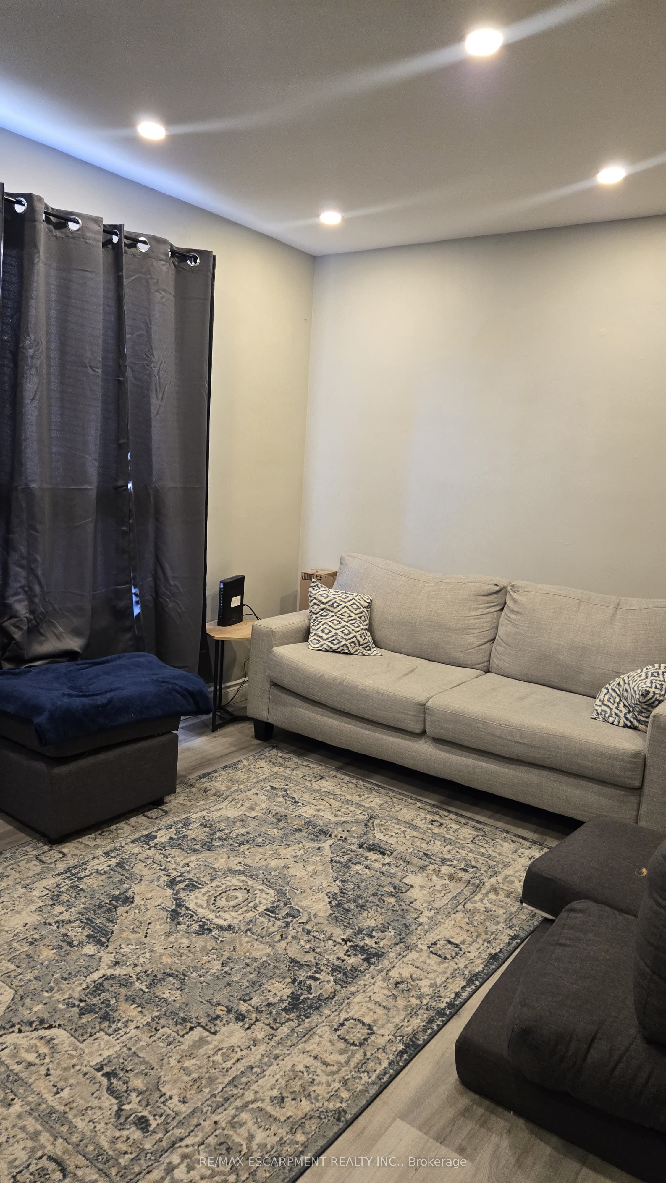 Additional image 2 of 303-37 Mericourt Road, Hamilton, ON, L8S 2N5