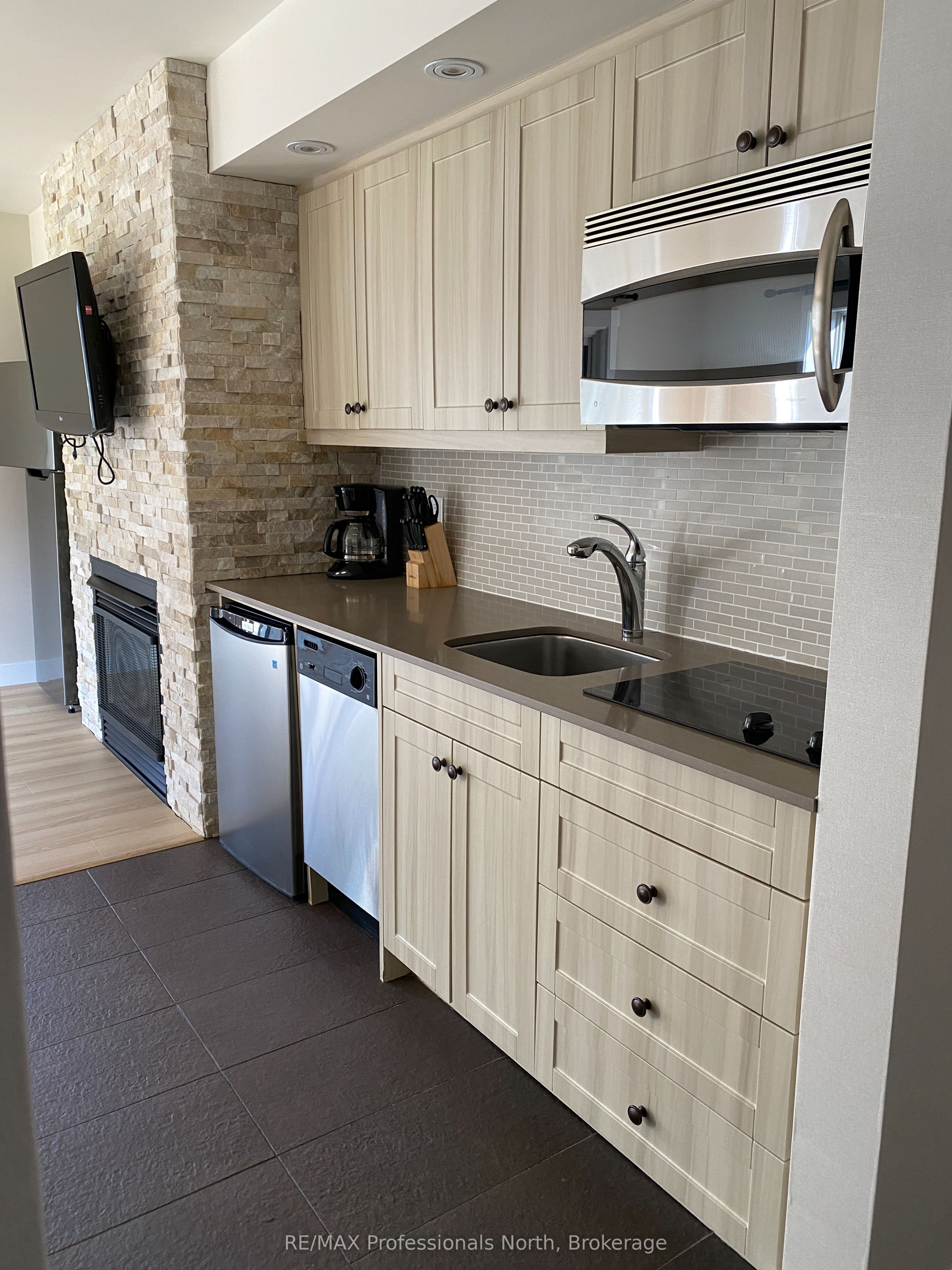 Additional image 6 of 54-107-1235 Deerhurst Drive, Huntsville, ON, P1H 2E8