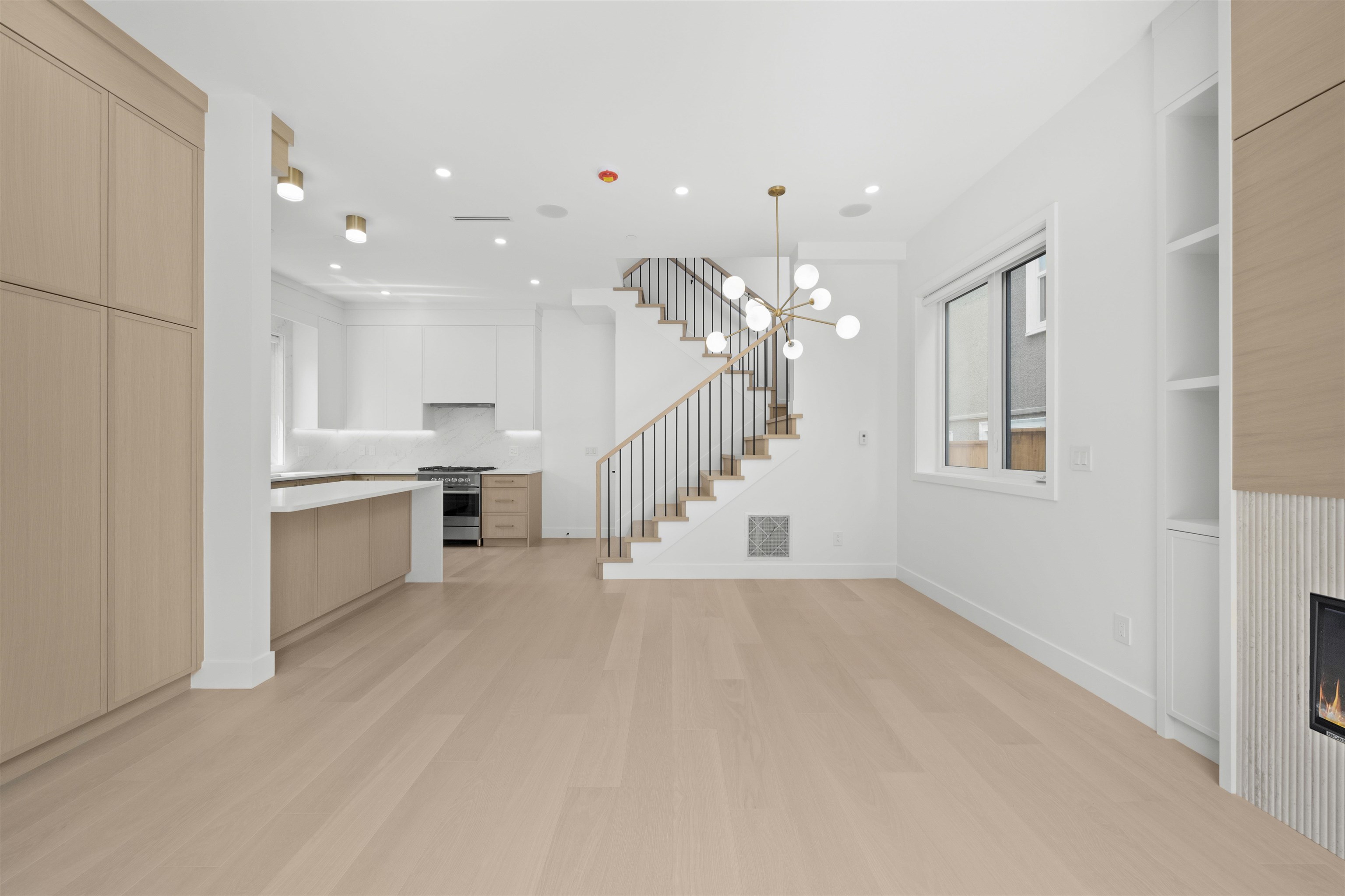 Additional image 4 of 1-6461 Prince Edward Street E, Vancouver, BC, V5W 2Y3
